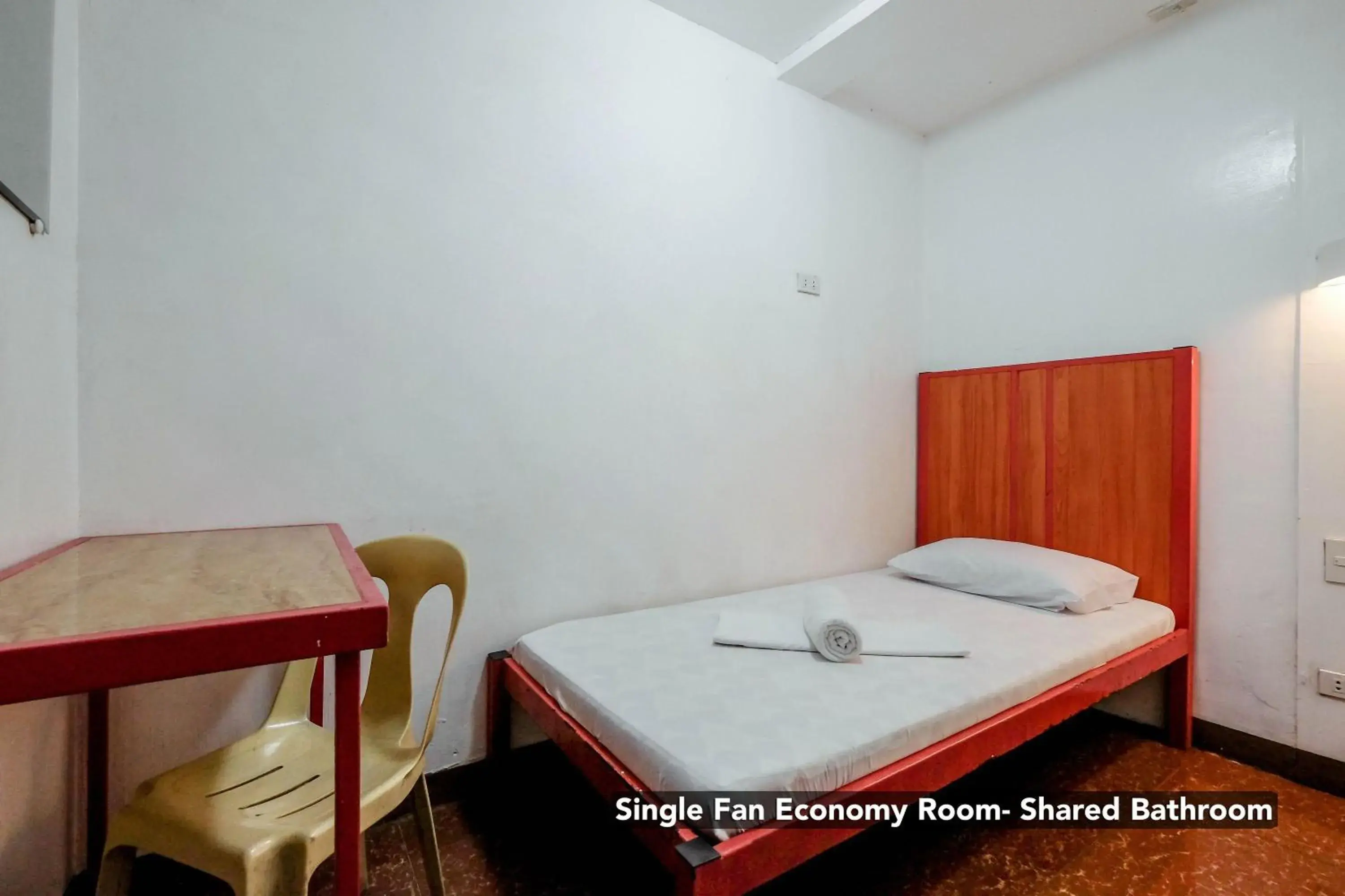 Bedroom, Bed in Stay Malate (Wanderers Guest House)