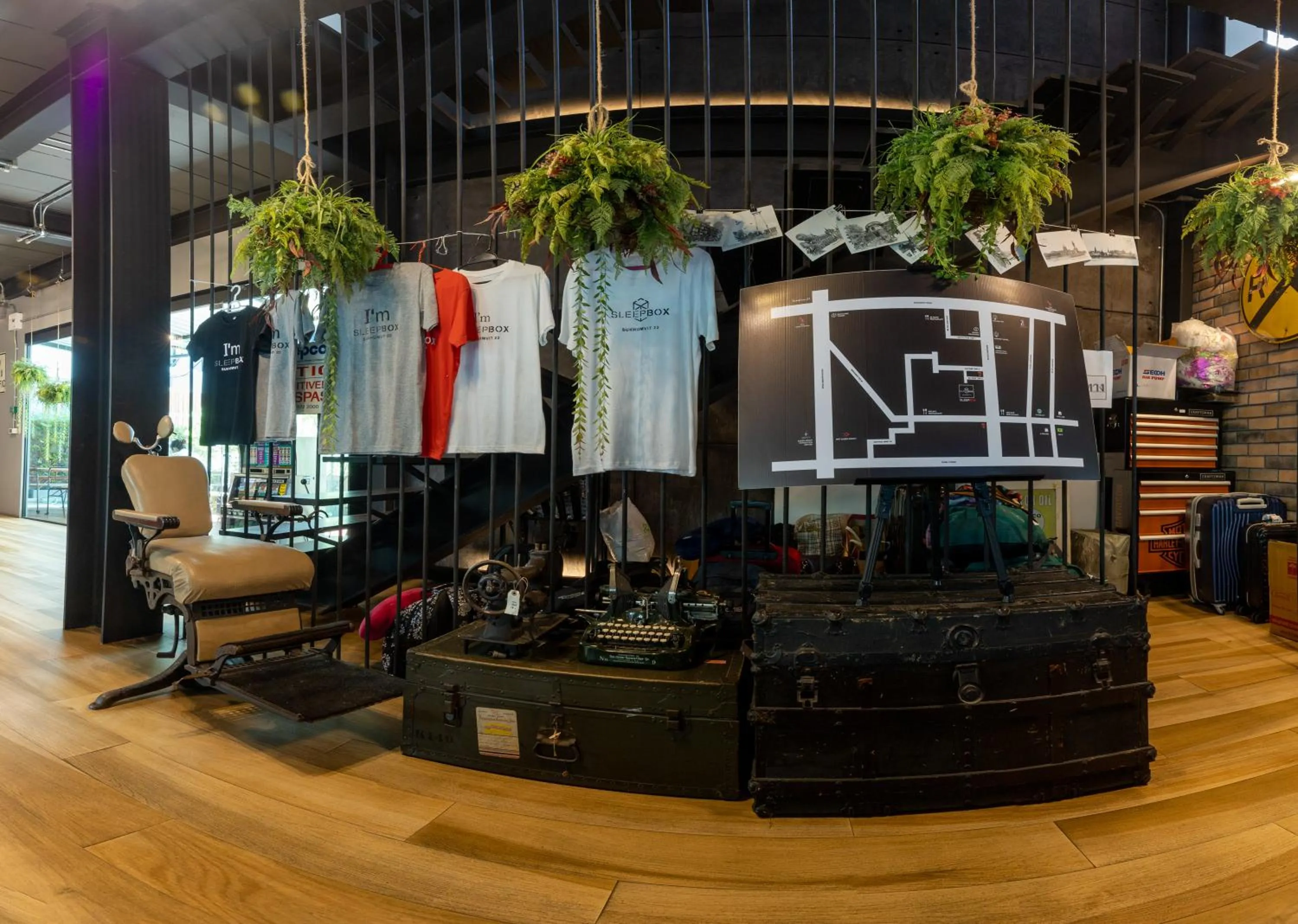 Lobby or reception in Sleep Box Hotel Sukhumvit 22