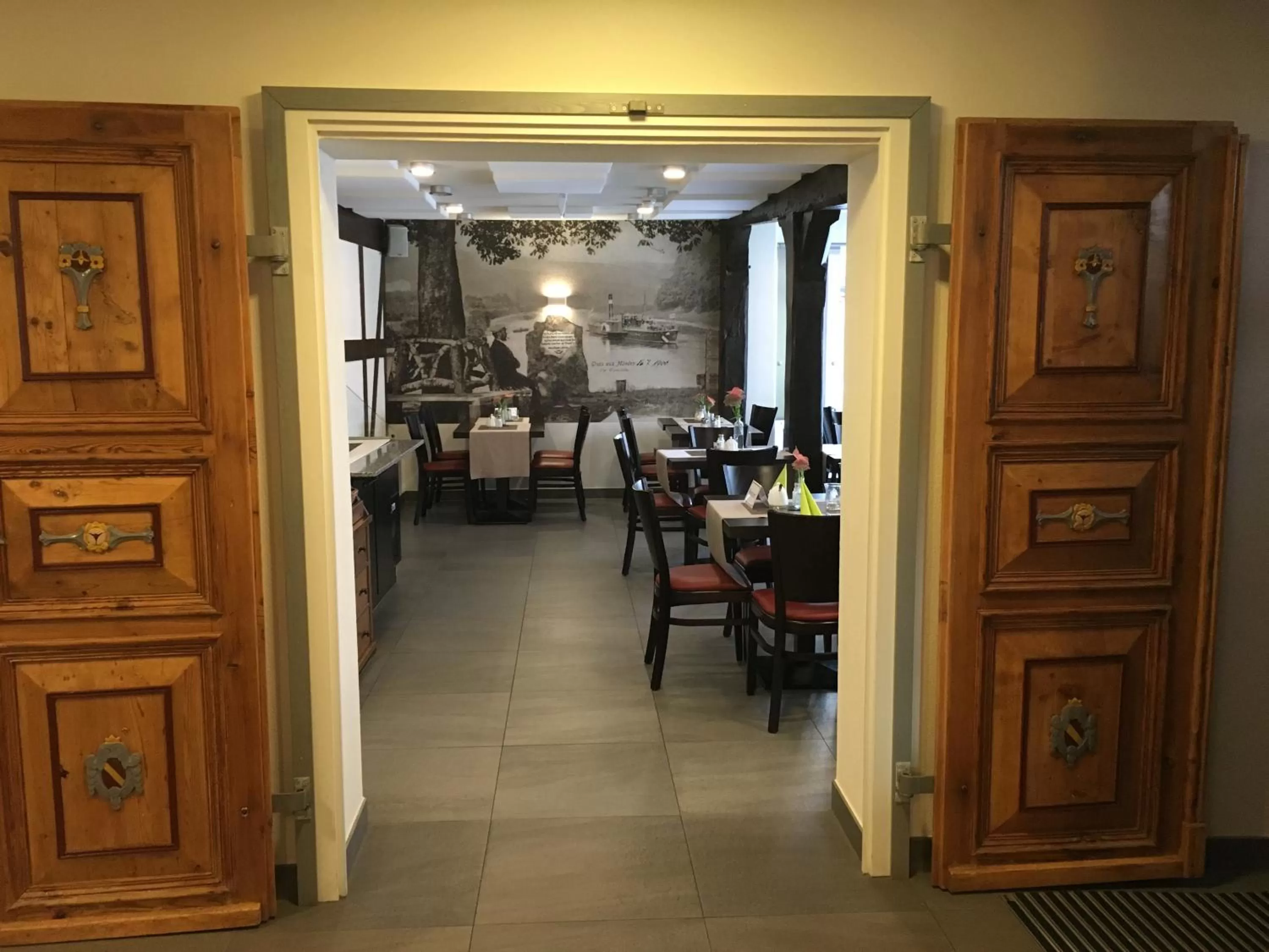 Restaurant/places to eat in Fachwerk-Hotel Eisenbart