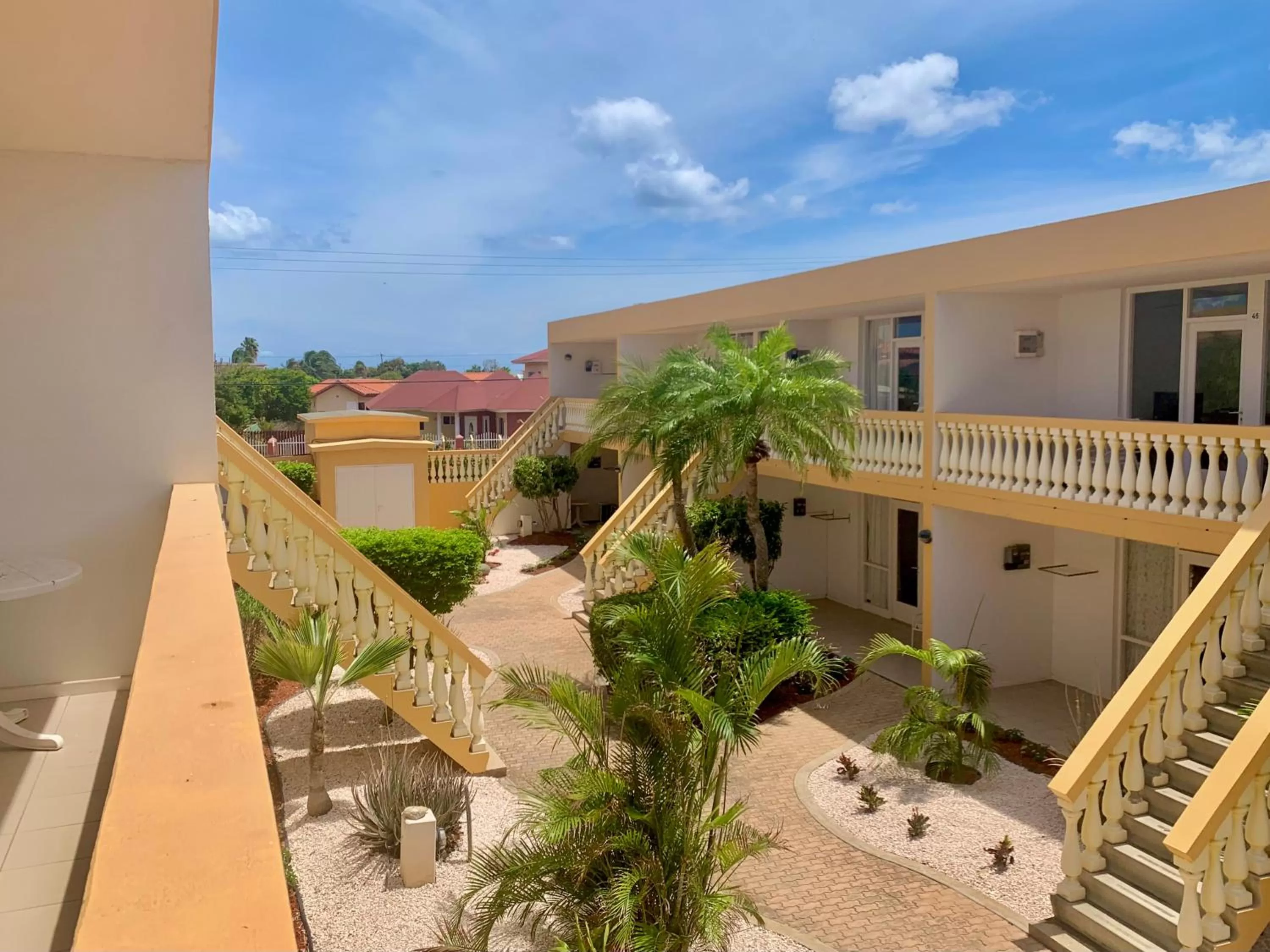 Garden in Montana Eco Resort Aruba