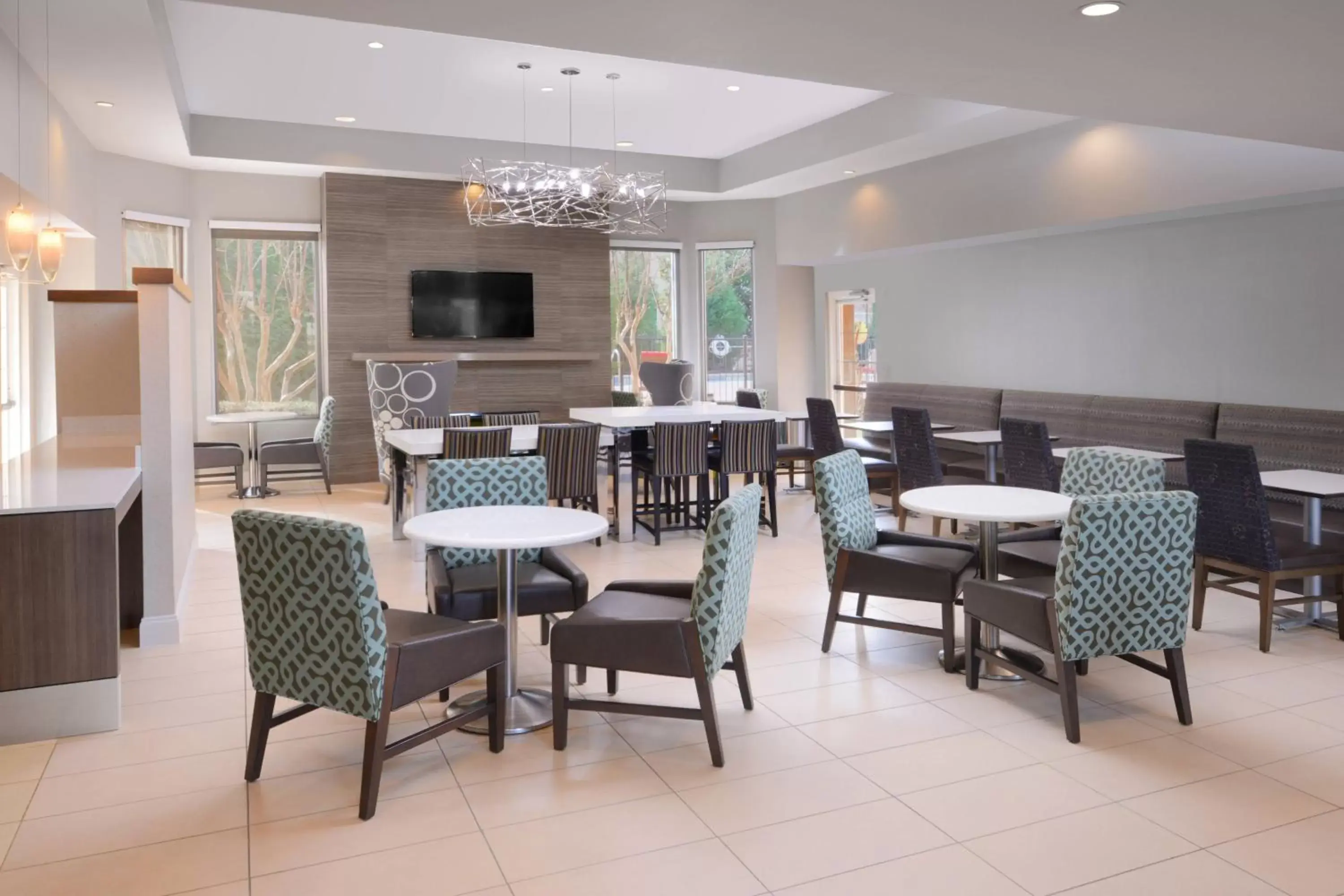 Lobby or reception, Restaurant/Places to Eat in Residence Inn by Marriott San Antonio Airport/Alamo Heights