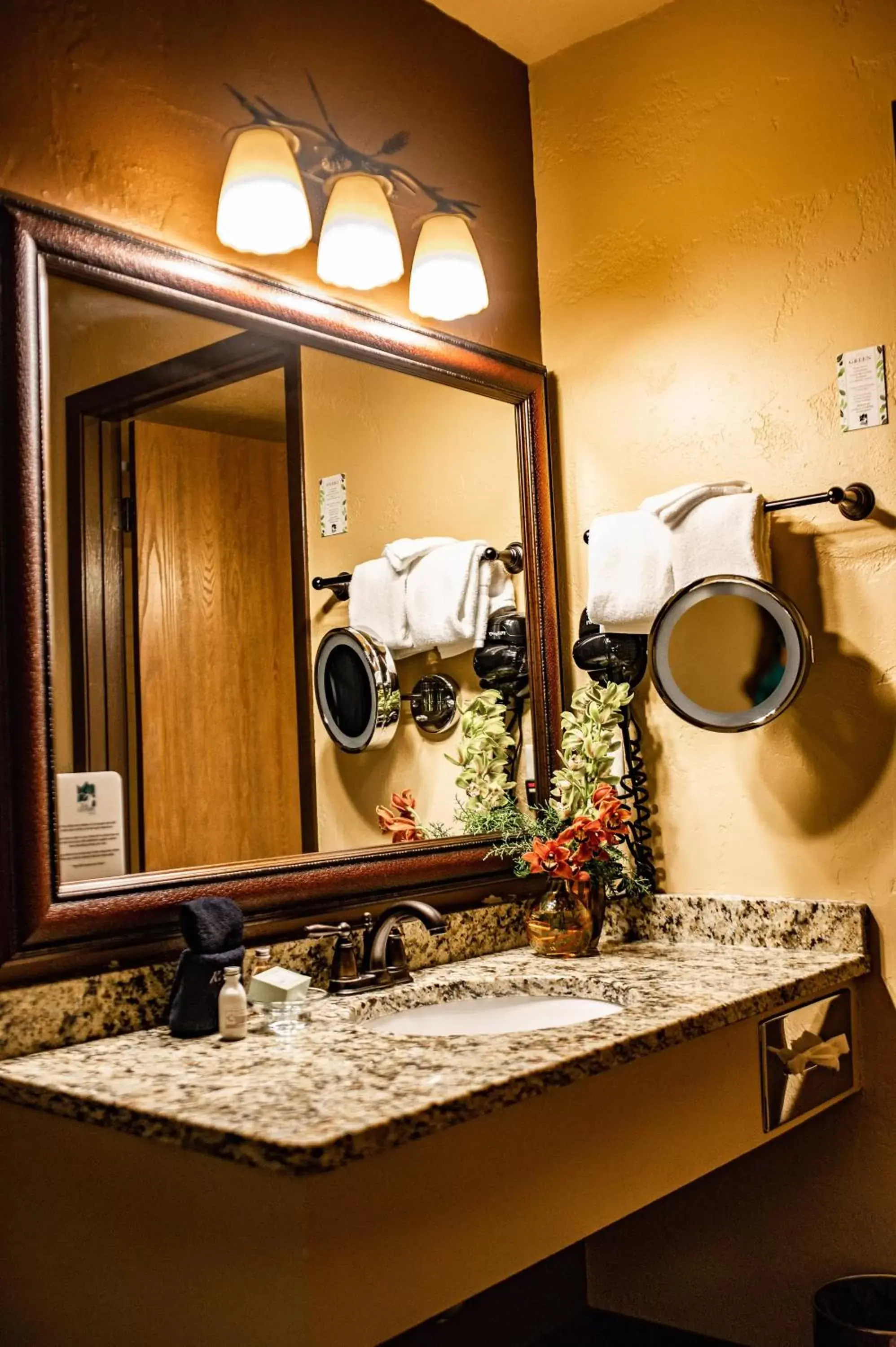 Bathroom in Elk Country Inn