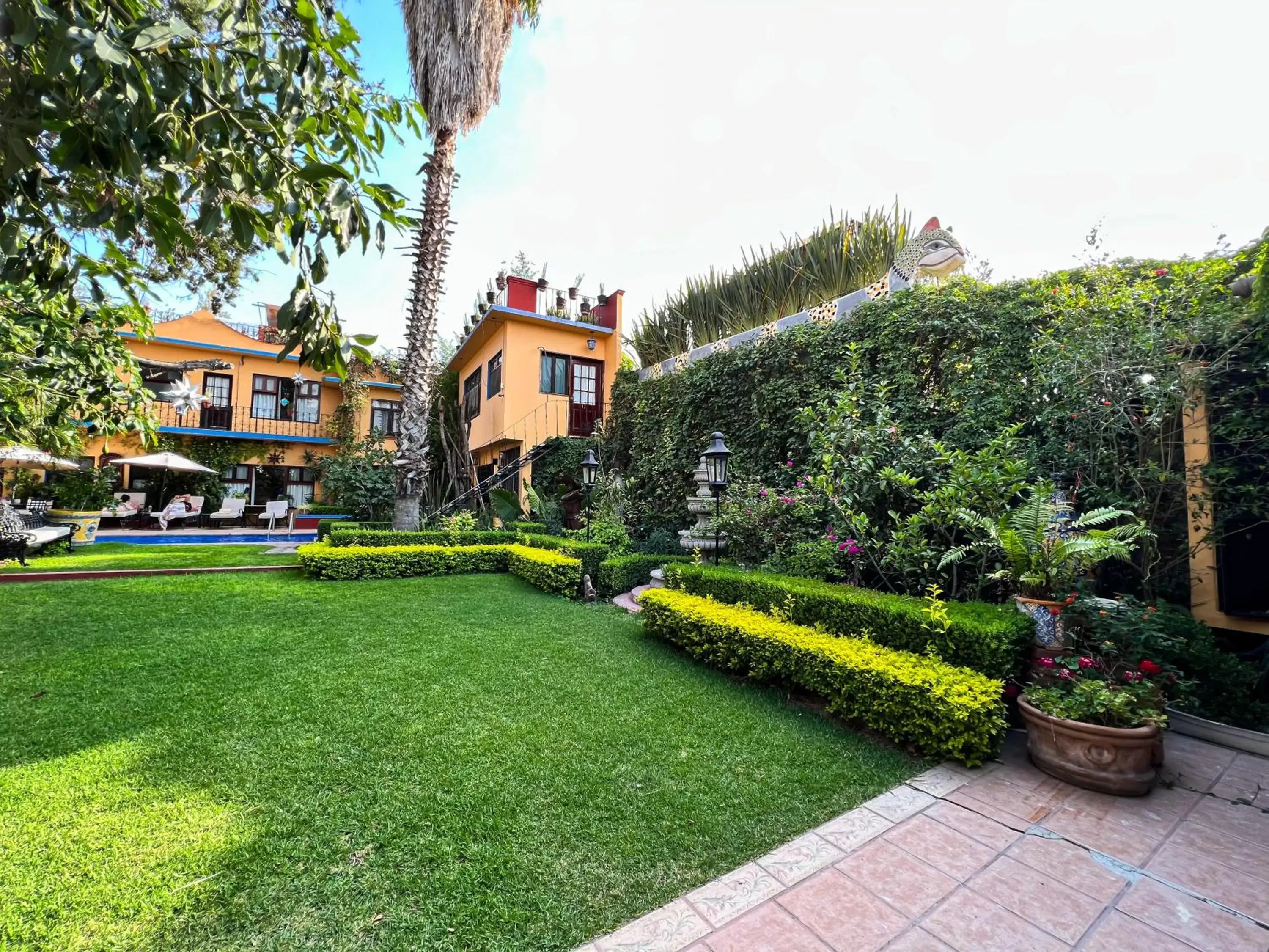 Garden, Property Building in Hacienda de las Flores