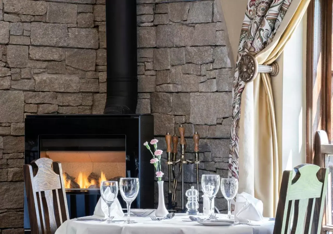 Restaurant/places to eat in Abbeyglen Castle Hotel Restaurant/places to eat in Abbeyglen Castle Hotel