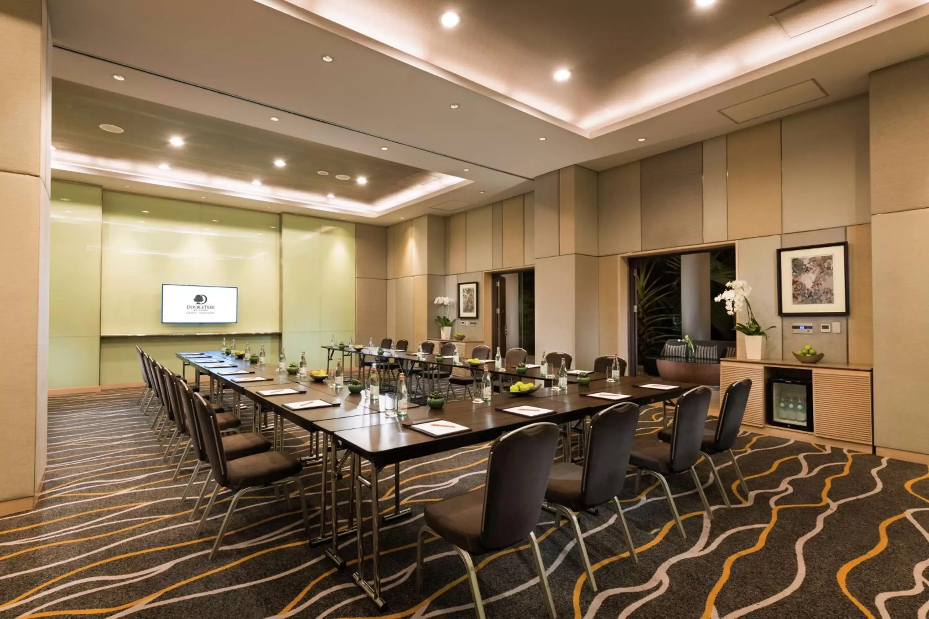 Meeting/conference room in DoubleTree by Hilton Jakarta - Diponegoro