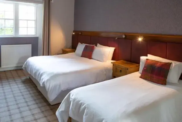 Bed in The Glen Hotel