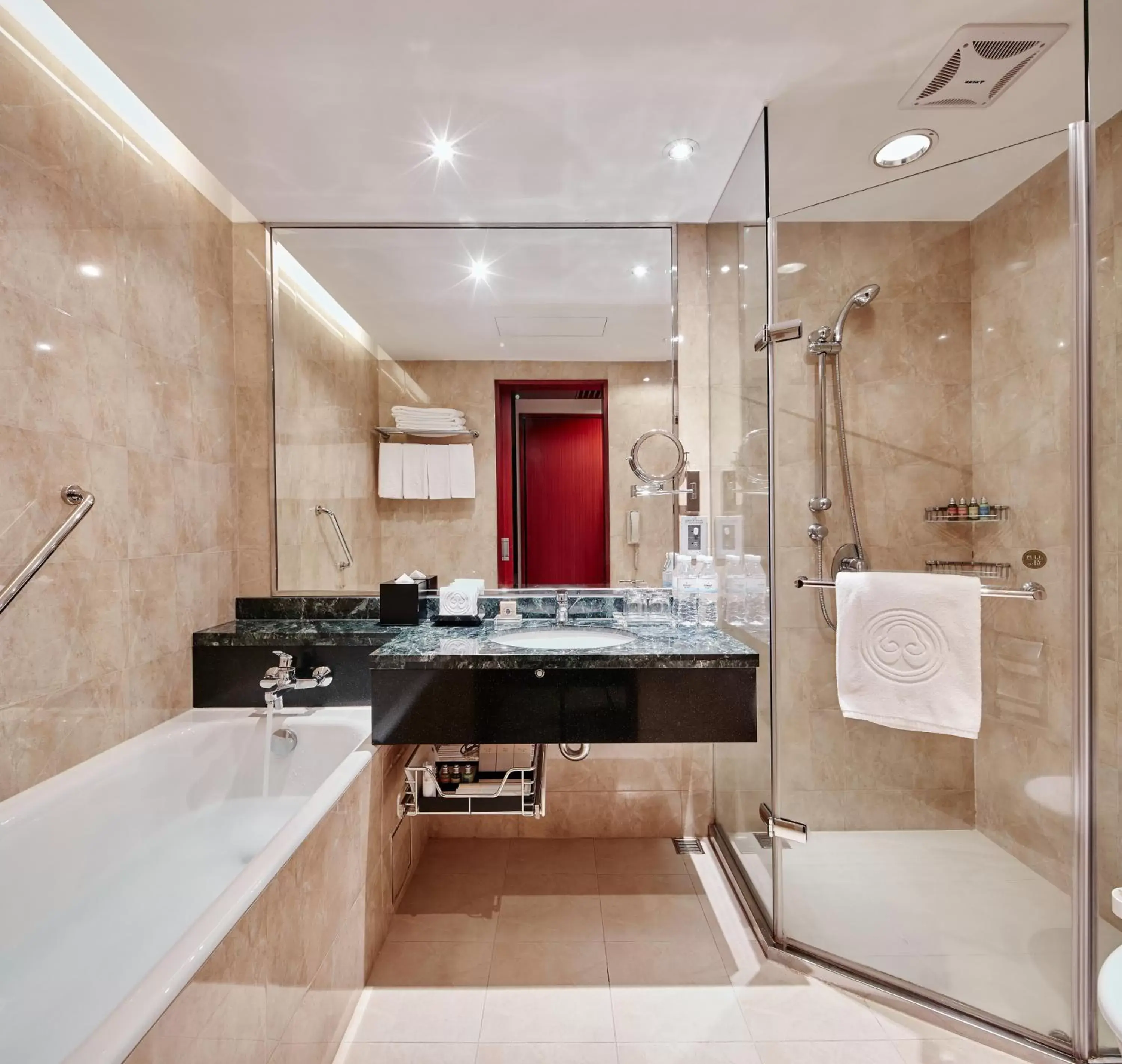 Bathroom in The Howard Plaza Hotel Taipei