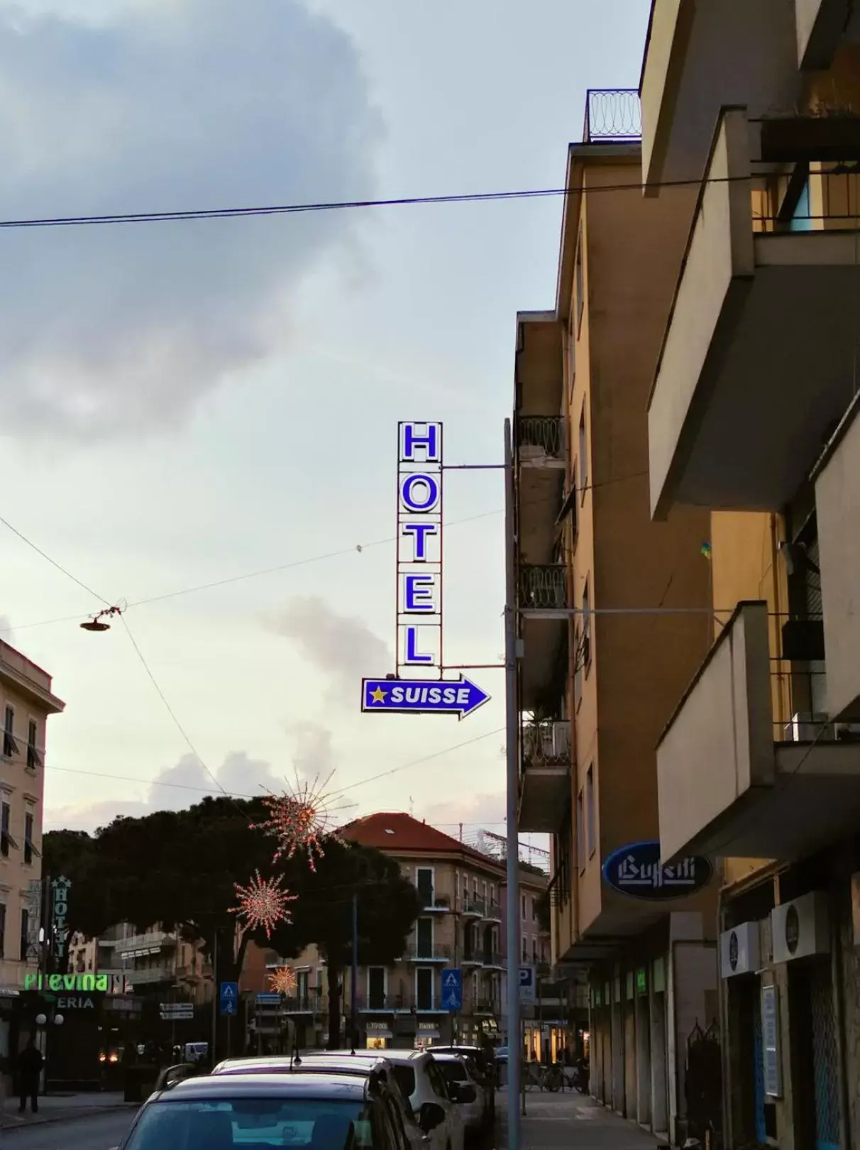 Facade/entrance, Property Building in Hotel Suisse