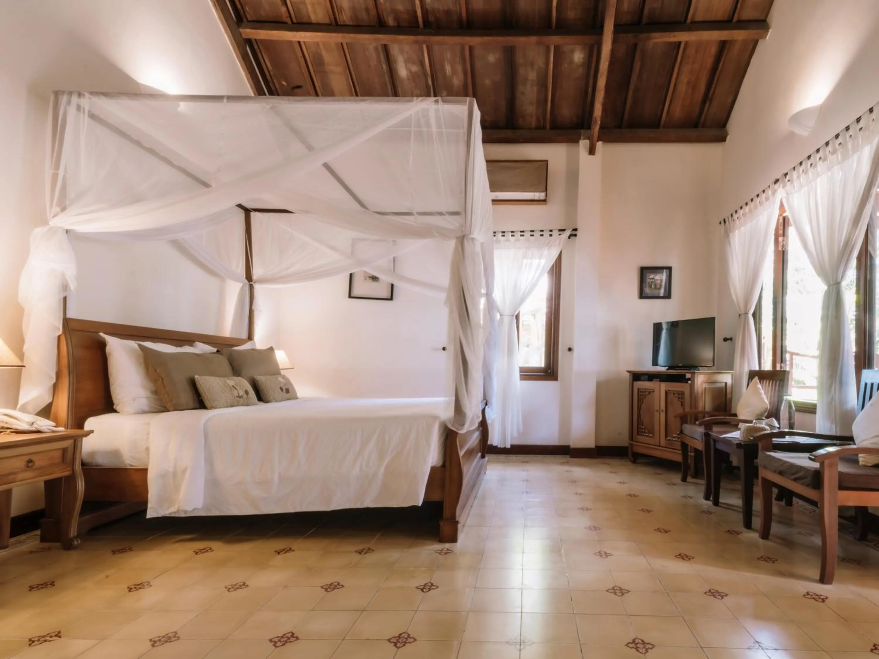 Bed in Ho Tram Beach Boutique Resort & Spa