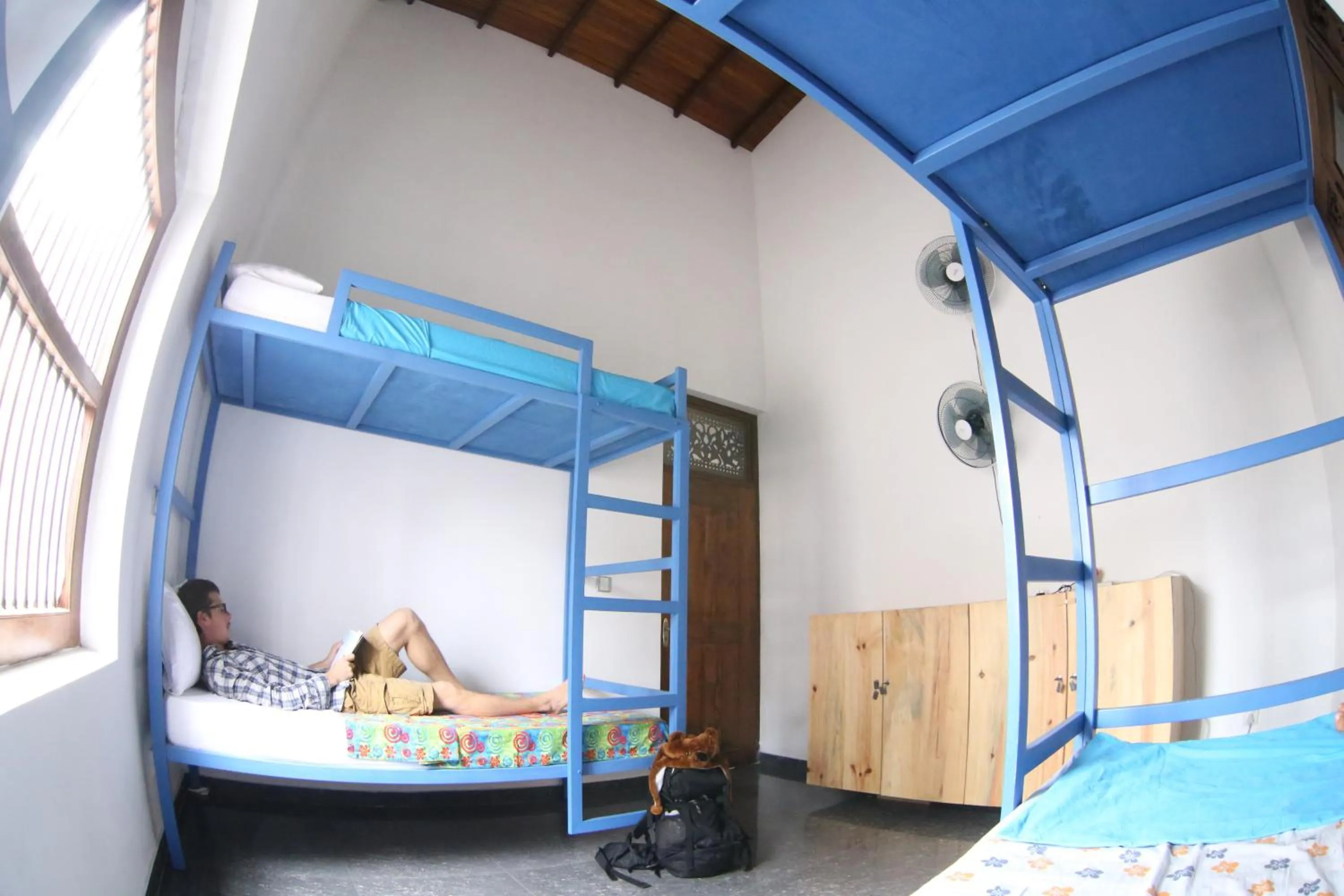 Photo of the whole room, Bunk Bed in Hostel First @ Colombo Airport