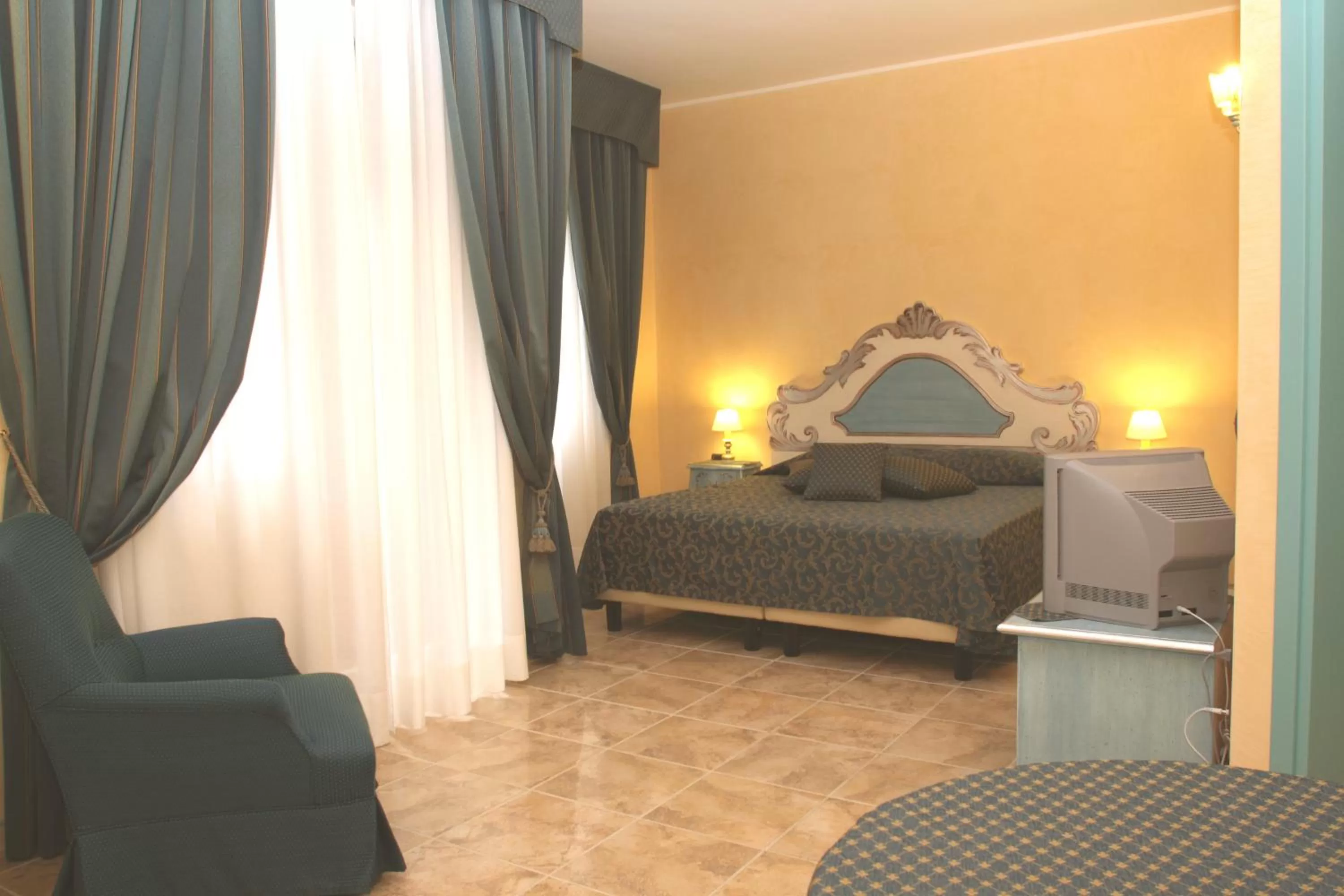 Bed in Da ö Vittorio SRL