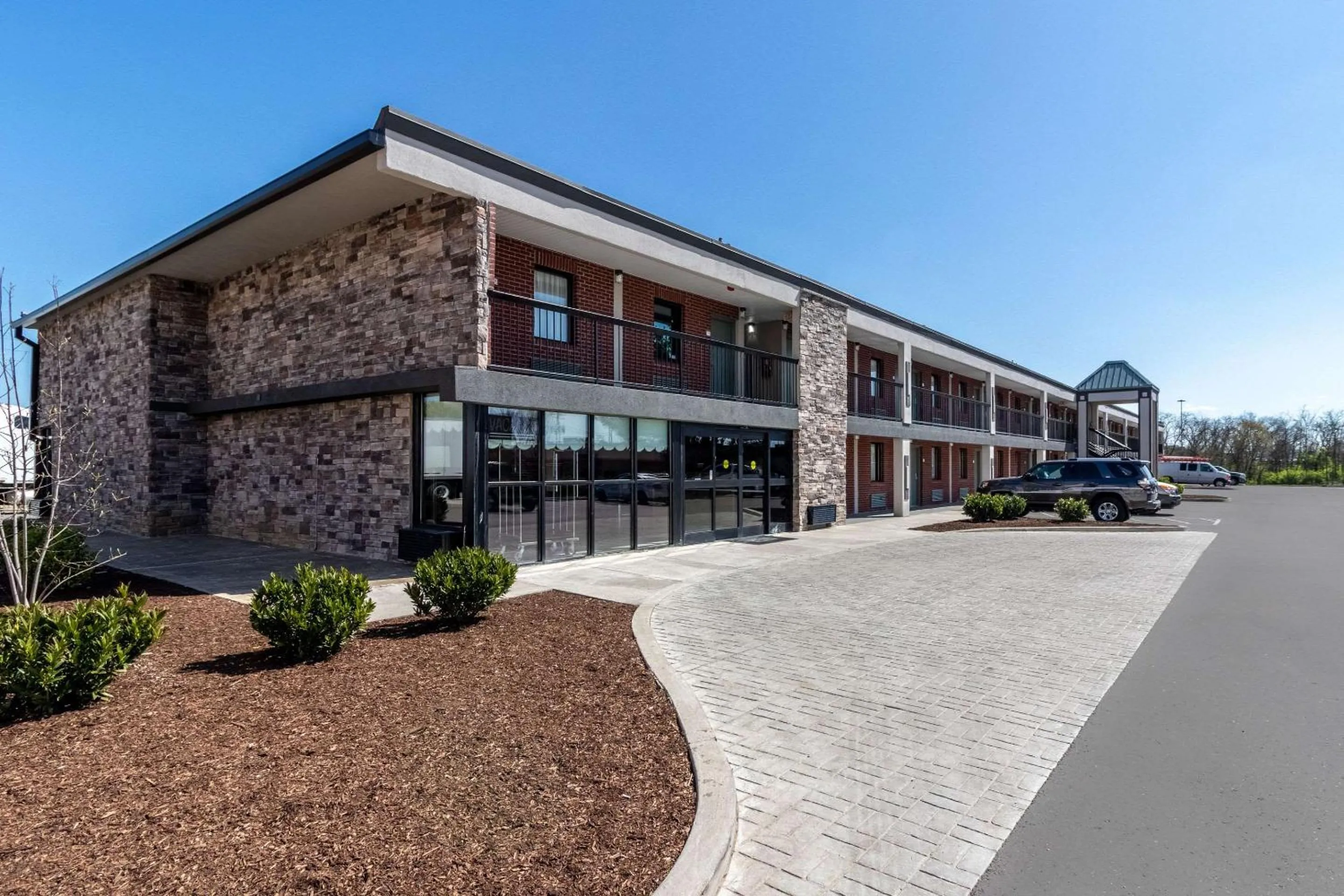 Property building in Quality Inn Franklin - Cool Springs Area
