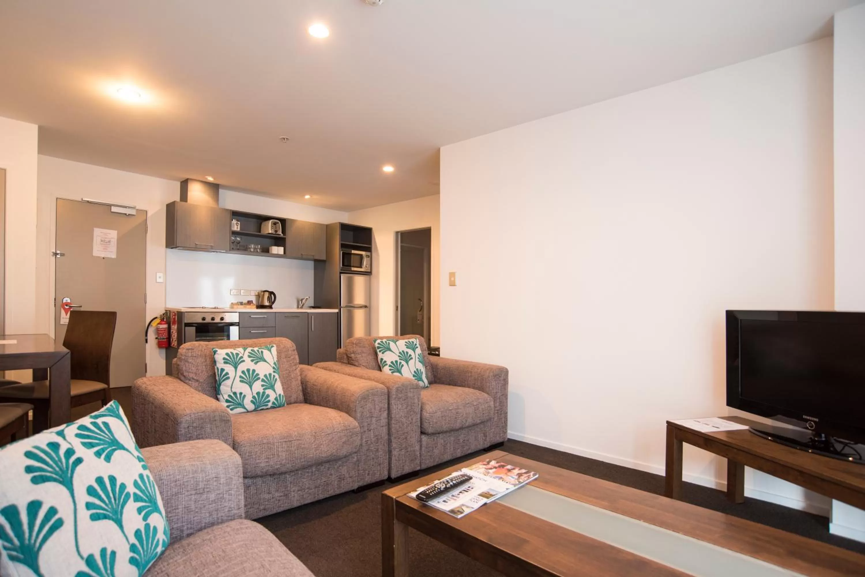 TV and multimedia in Barclay Suites