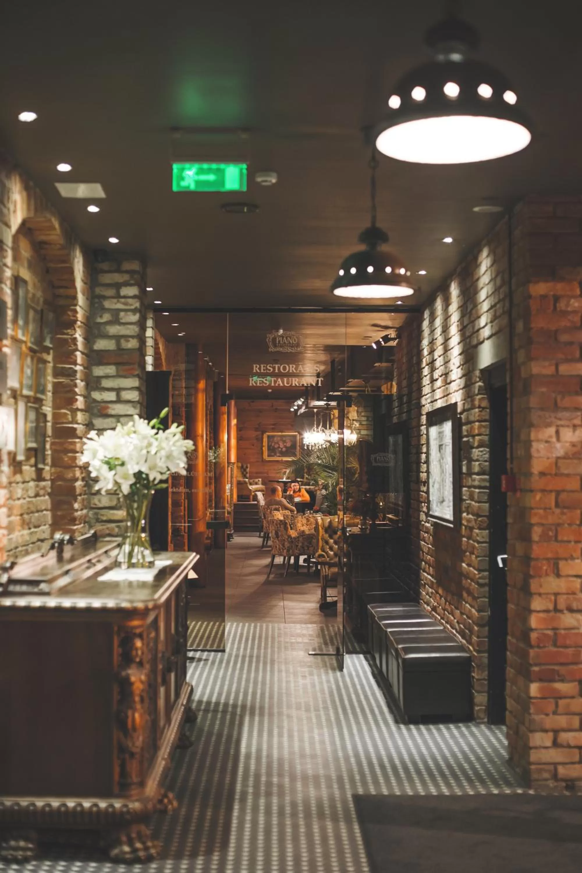 Restaurant/places to eat in Promenade Hotel Liepaja