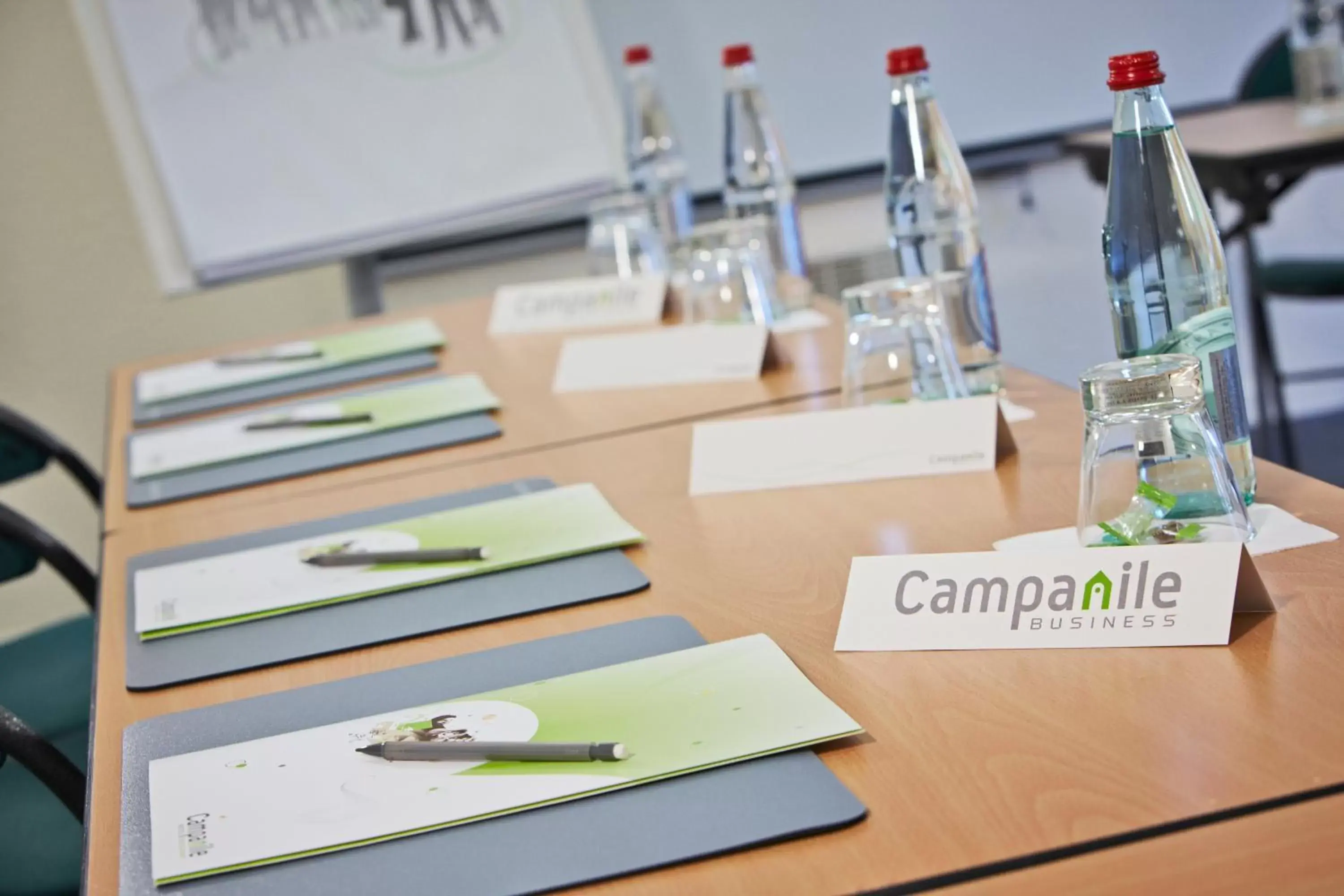 Business facilities, Business Area/Conference Room in Campanile Rouen Est - Franqueville Saint Pierre