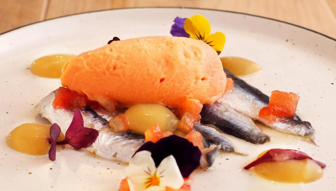 Food and drinks in Hostal Ses Negres