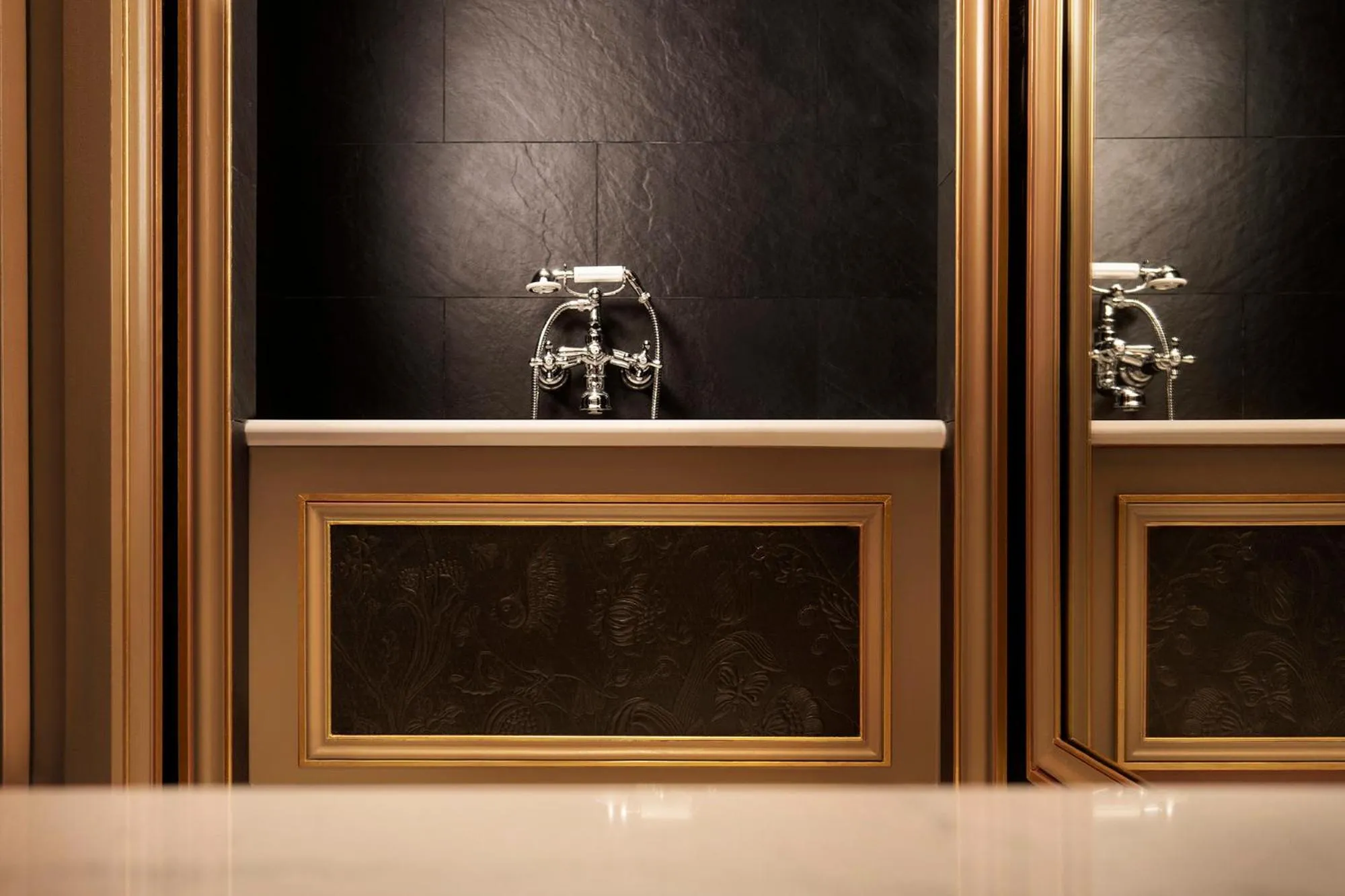 Bathroom in Maison Proust, Hotel & Spa La Mer