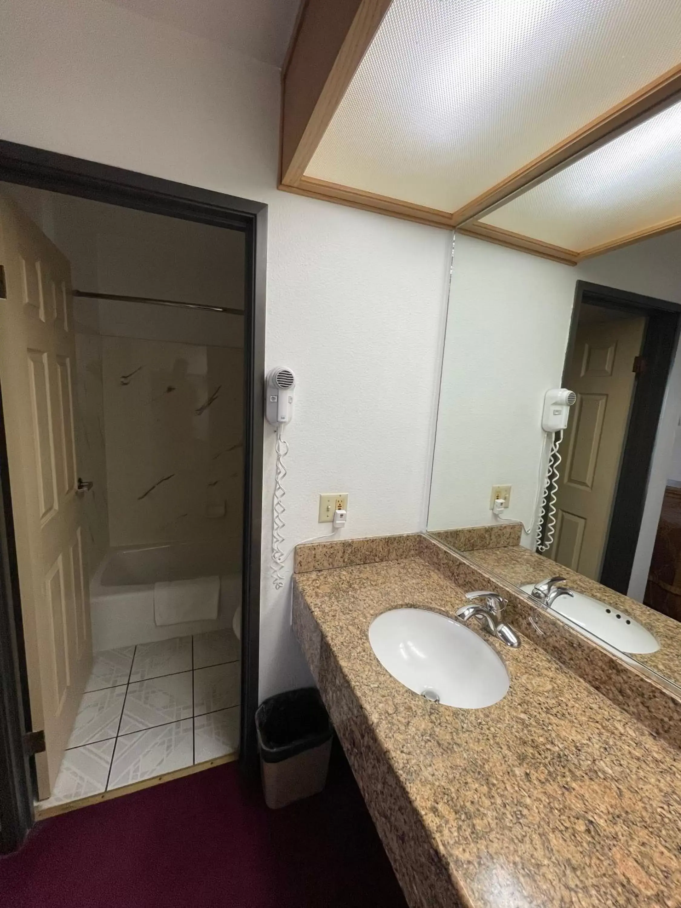Bathroom in Chino Motel