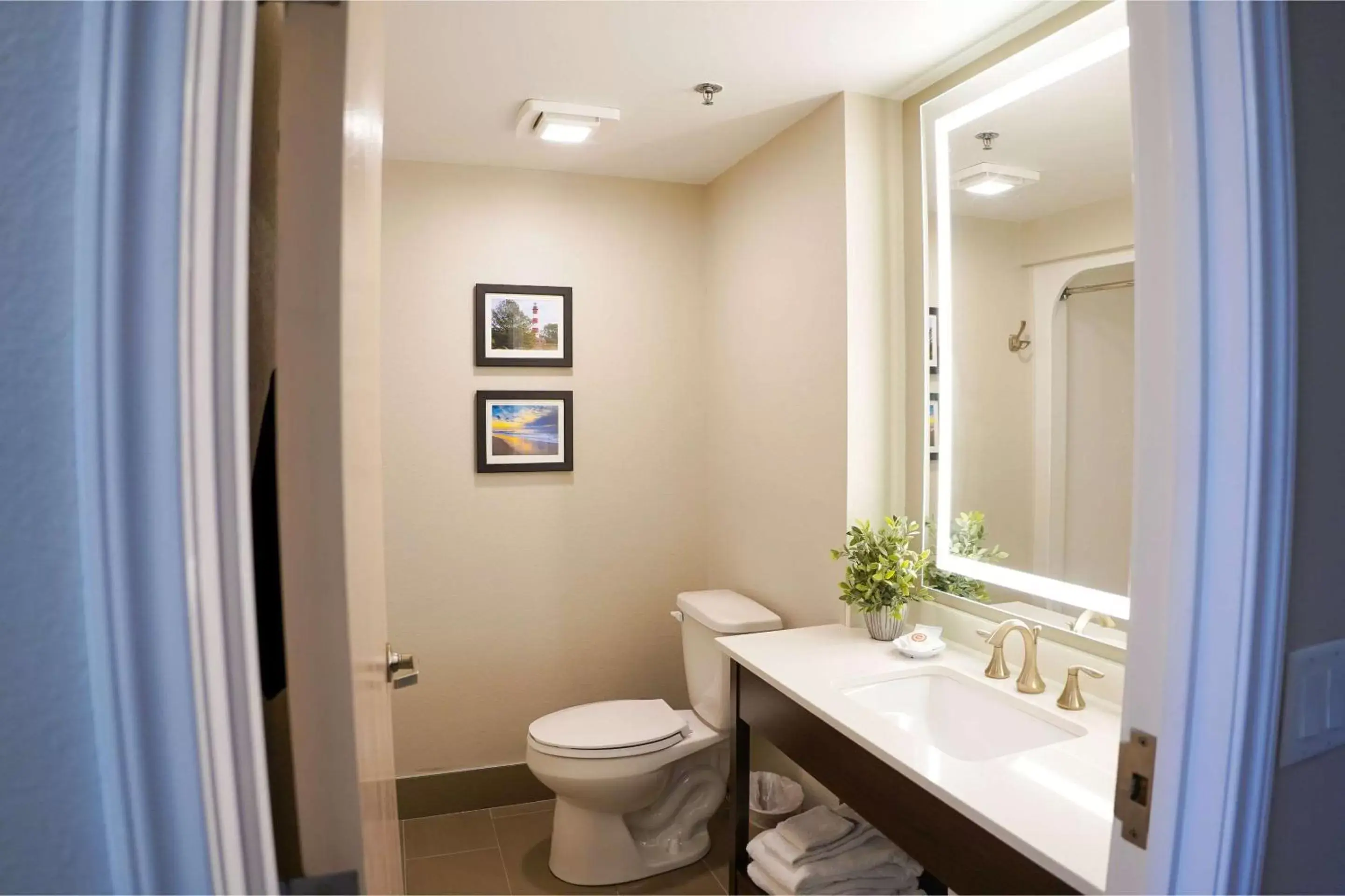 Photo of the whole room, Bathroom in Comfort Suites Chincoteague Island Bayfront Resort