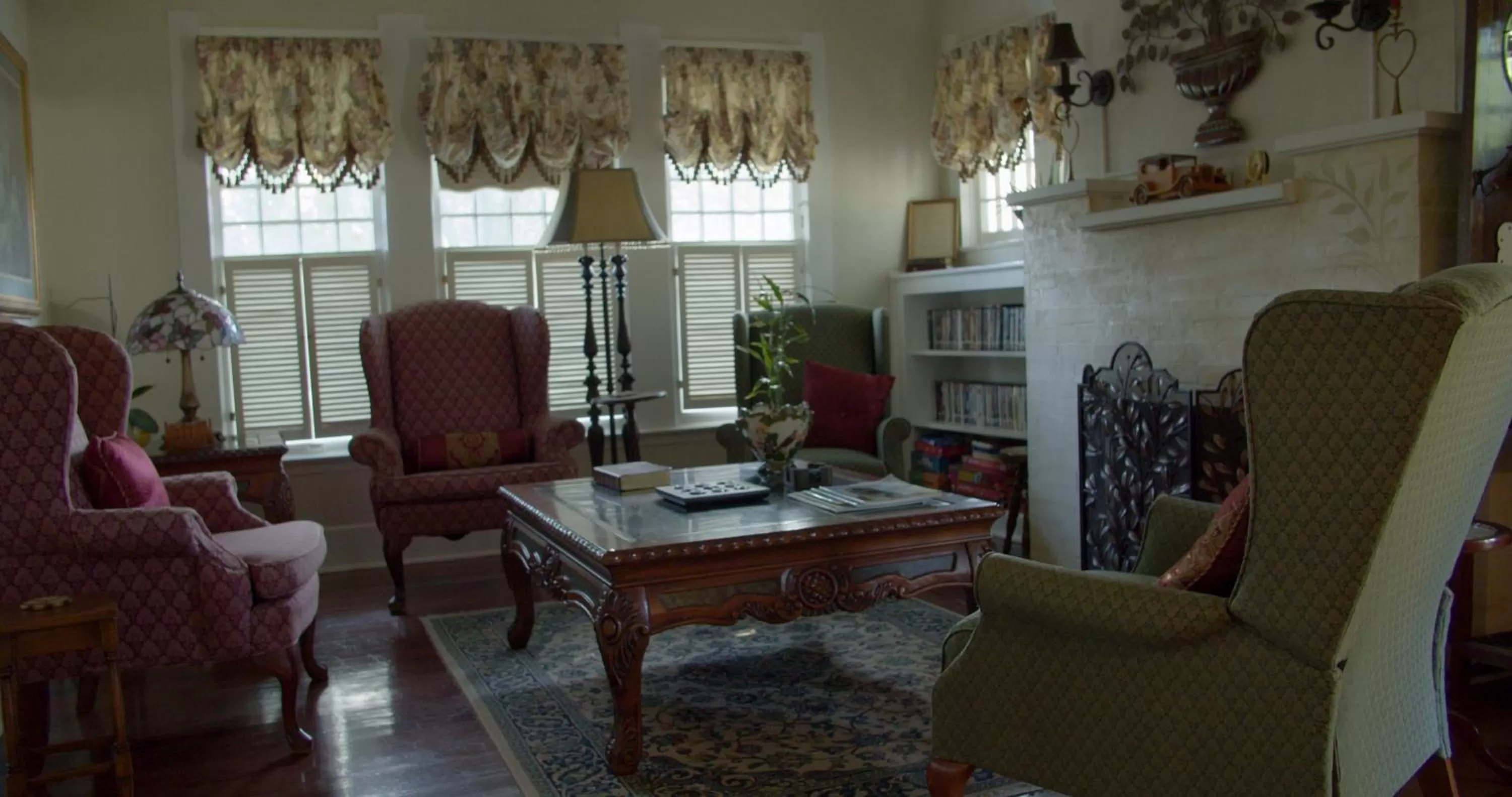 Living room in Granbury Gardens Bed and Breakfast