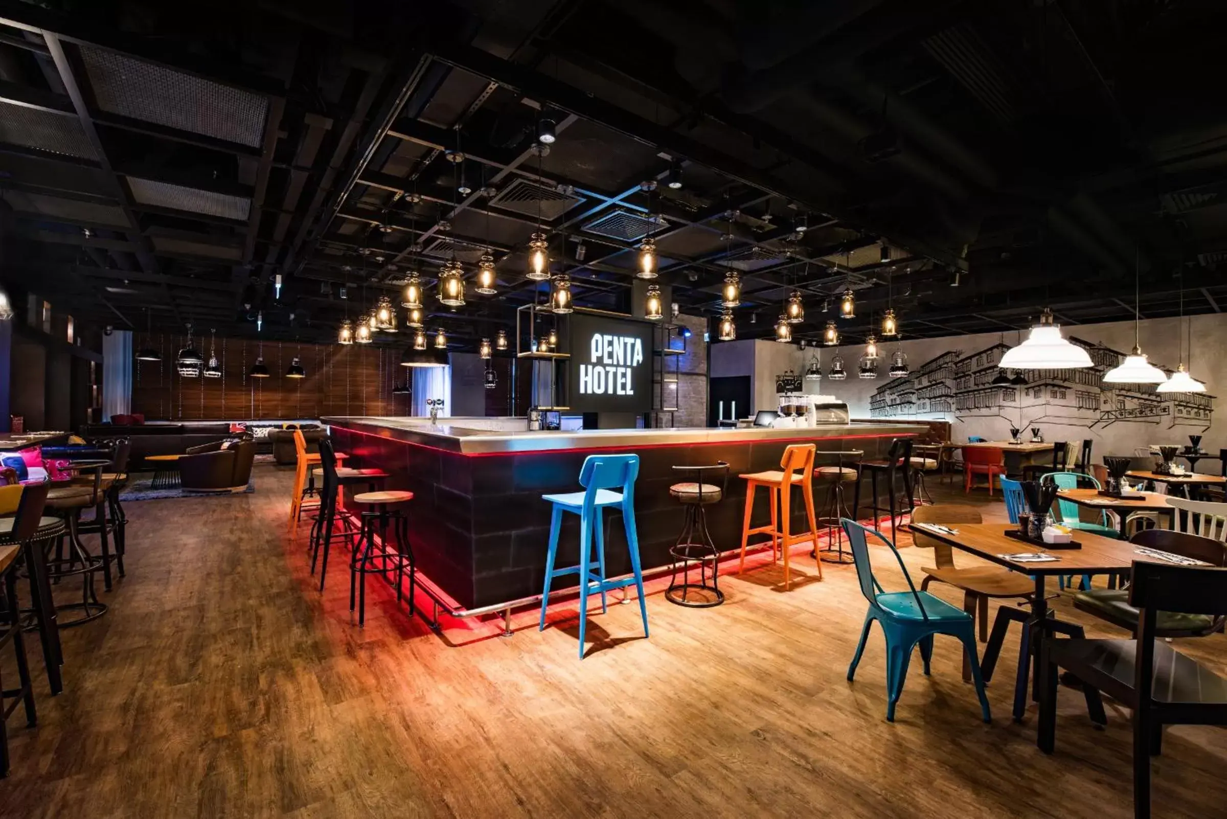 Dining area in Pentahotel Hong Kong, Tuen Mun