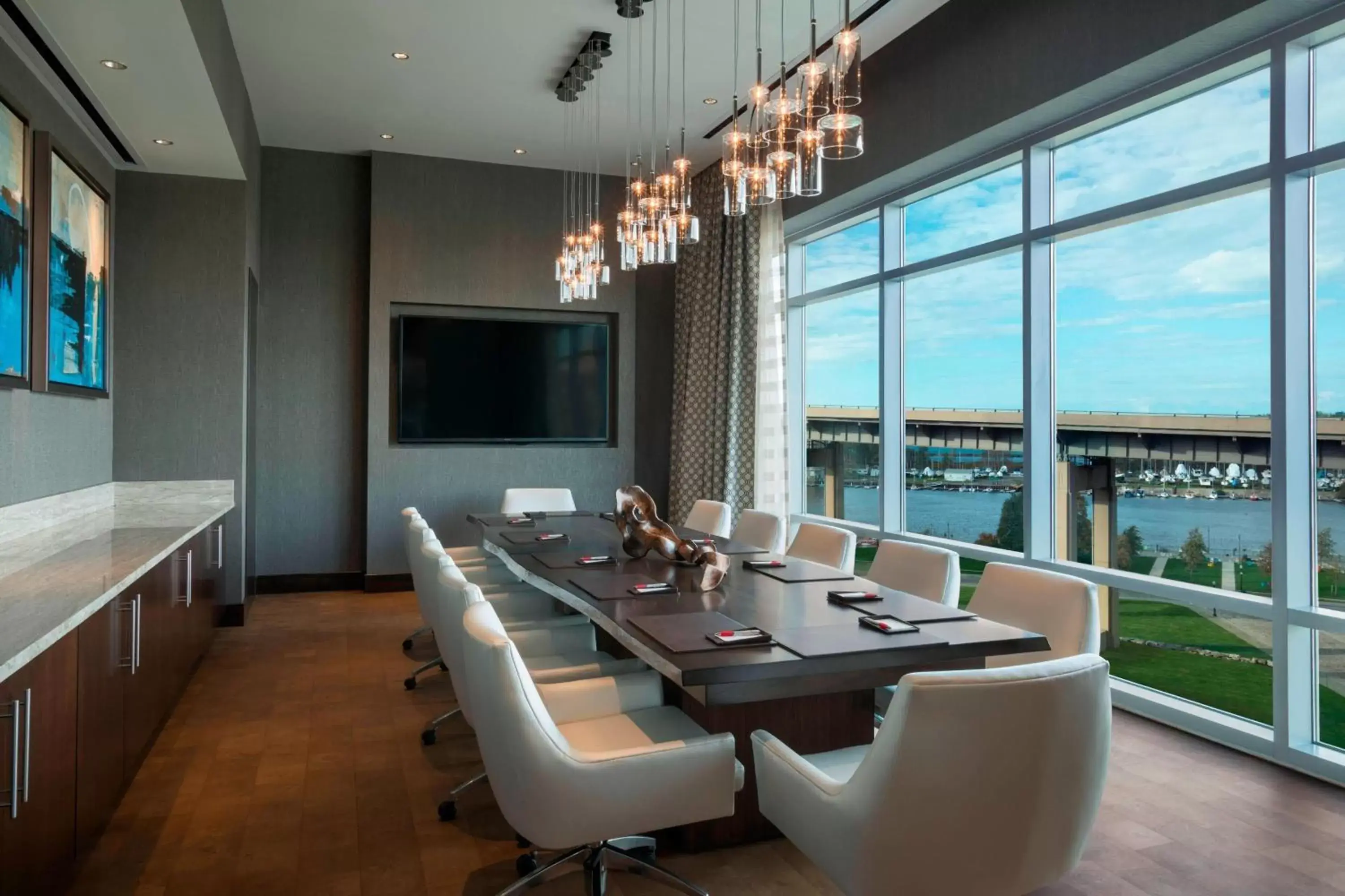 Meeting/conference room in Buffalo Marriott at LECOM HARBORCENTER