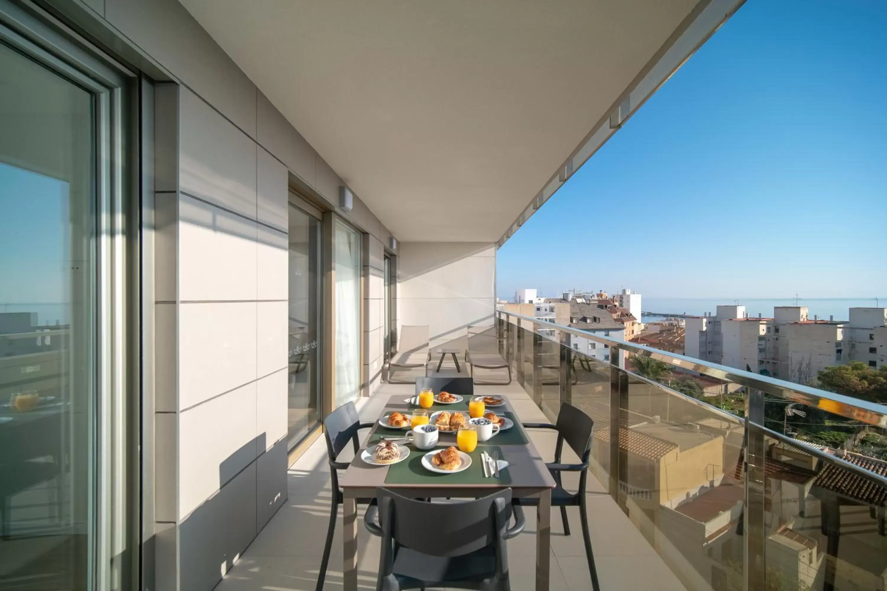 Balcony/Terrace in Ahoy Apartments
