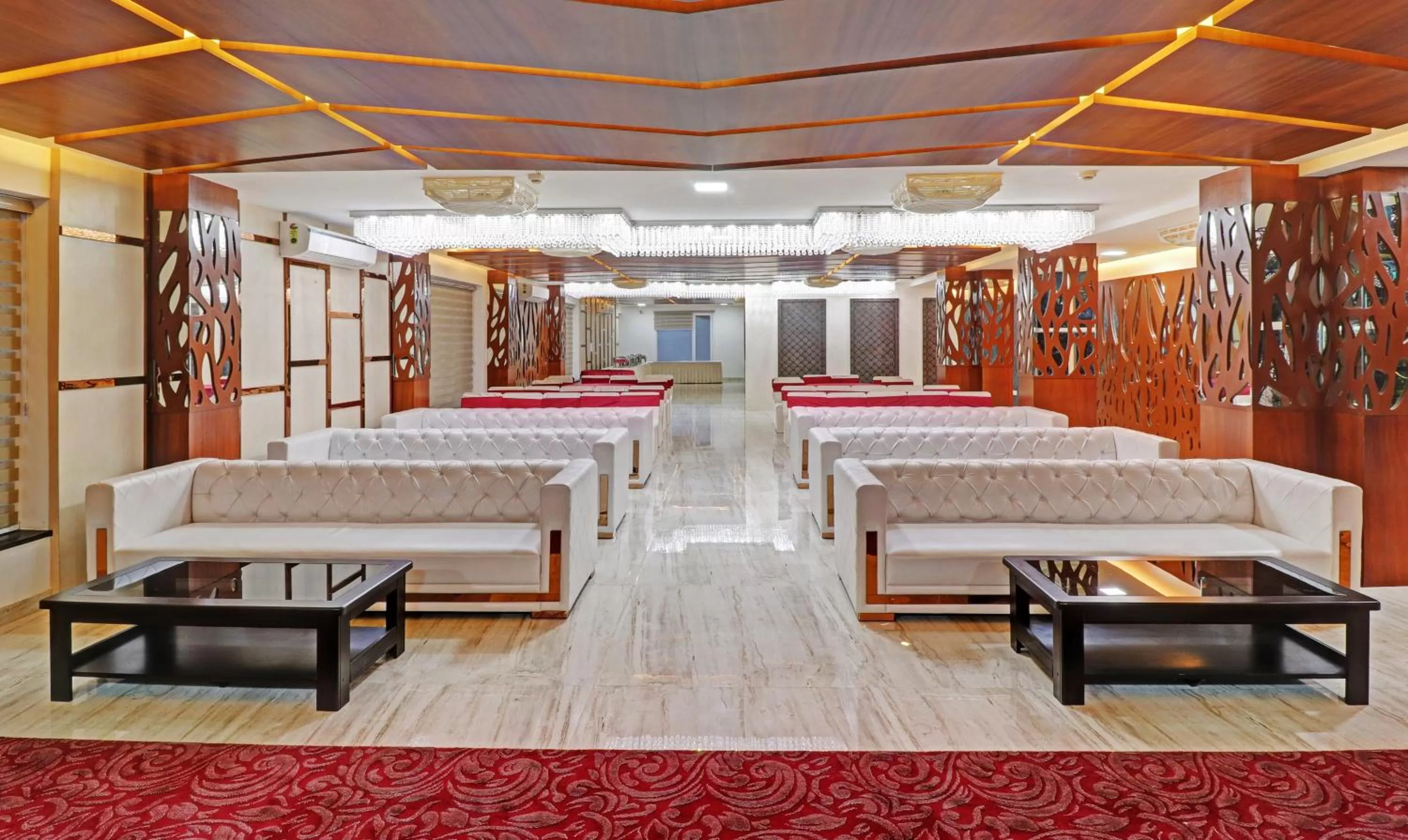 Banquet/Function facilities, Bed in Treebo Kanopy Greens