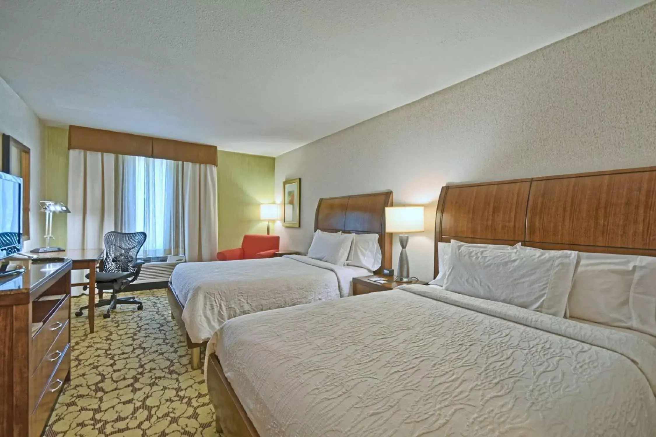 Premium Queen Room with Two Queen Beds in Hilton Garden Inn by Hilton Mount Laurel Premium Queen Room with Two Queen Beds in Hilton Garden Inn by Hilton Mount Laurel