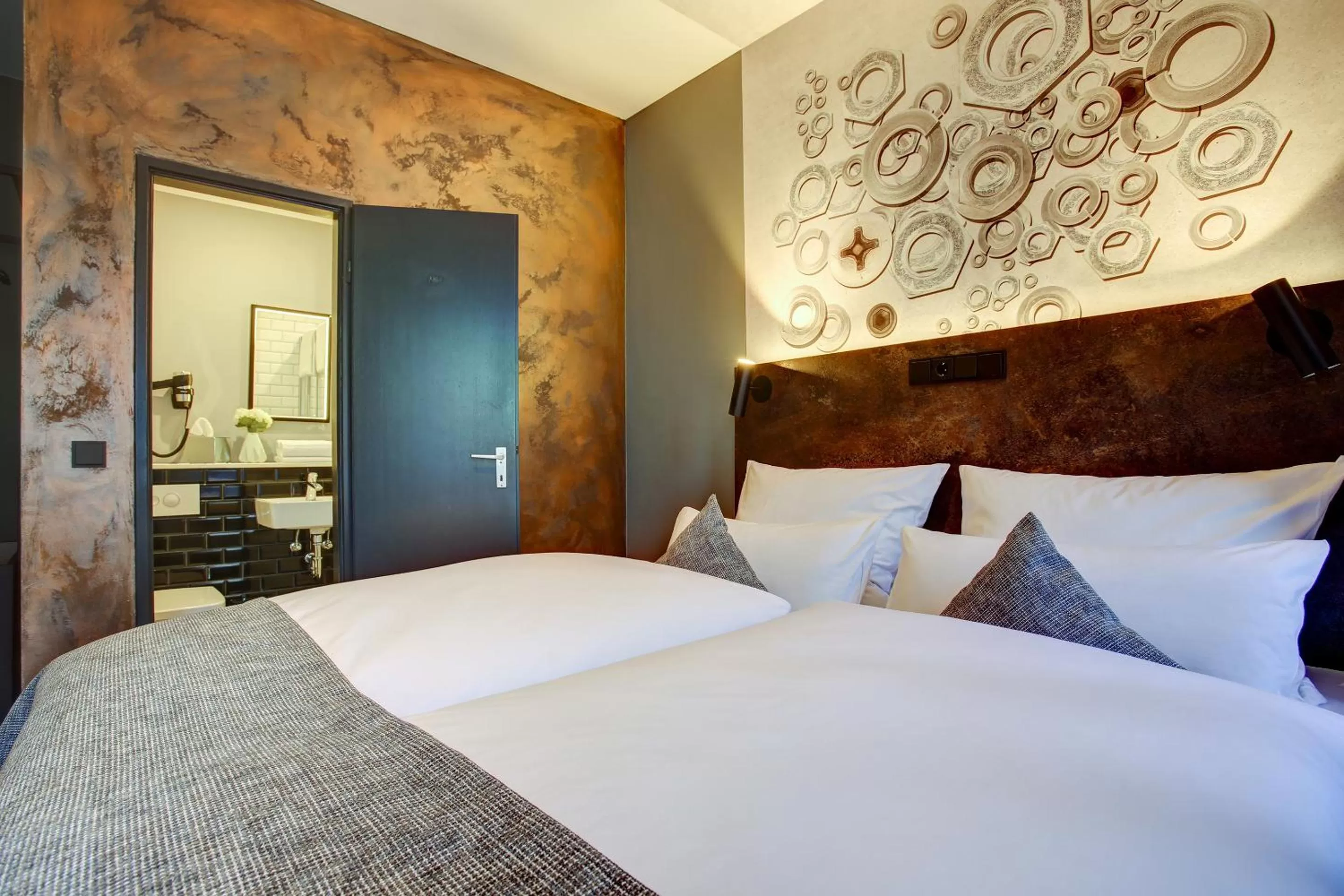 Photo of the whole room in Boutique Essen City