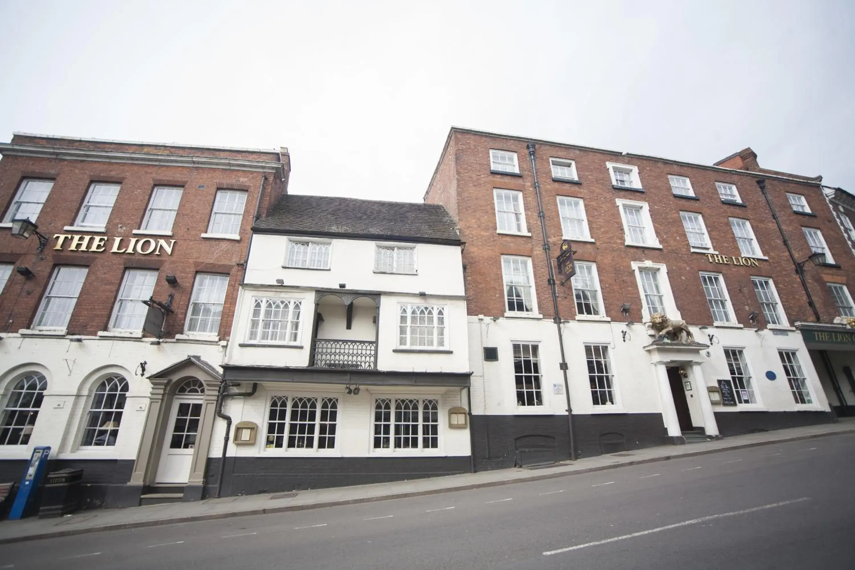 Facade/entrance, Property Building in The Lion Hotel