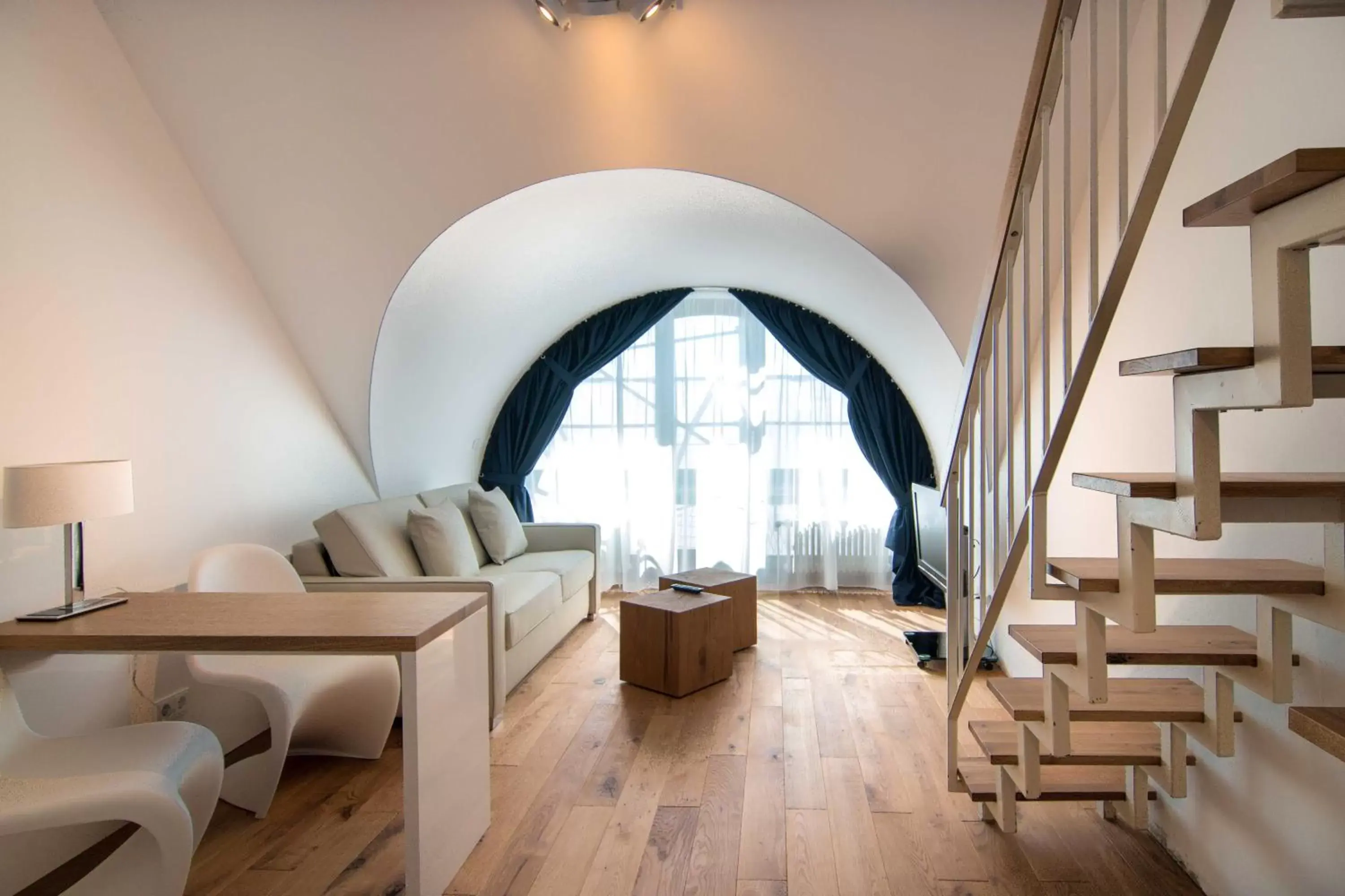 Photo of the whole room in Downtown Vi Vadi Hotel Photo of the whole room in Downtown Vi Vadi Hotel