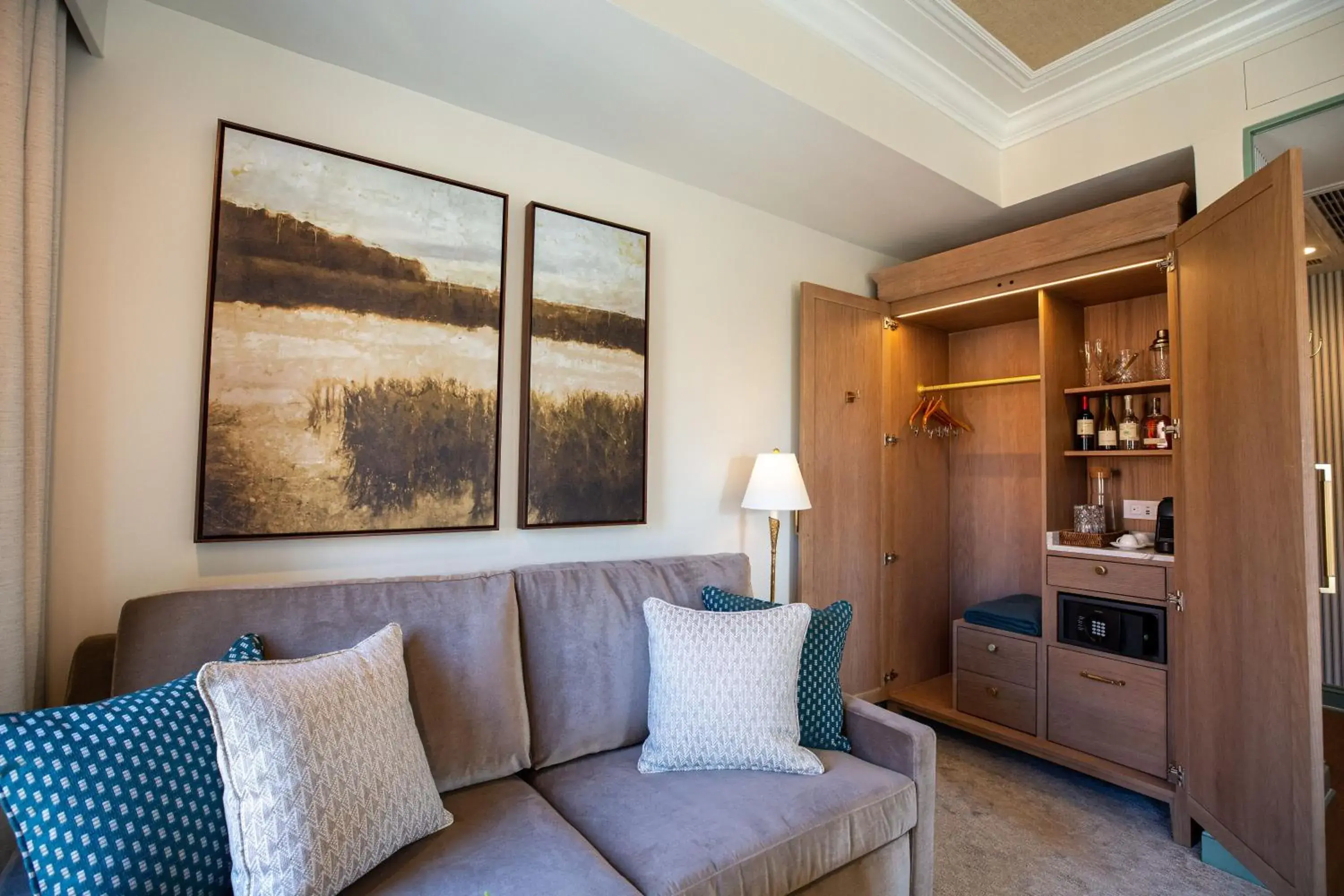 Seating Area in The Palmetto Hotel, Charleston