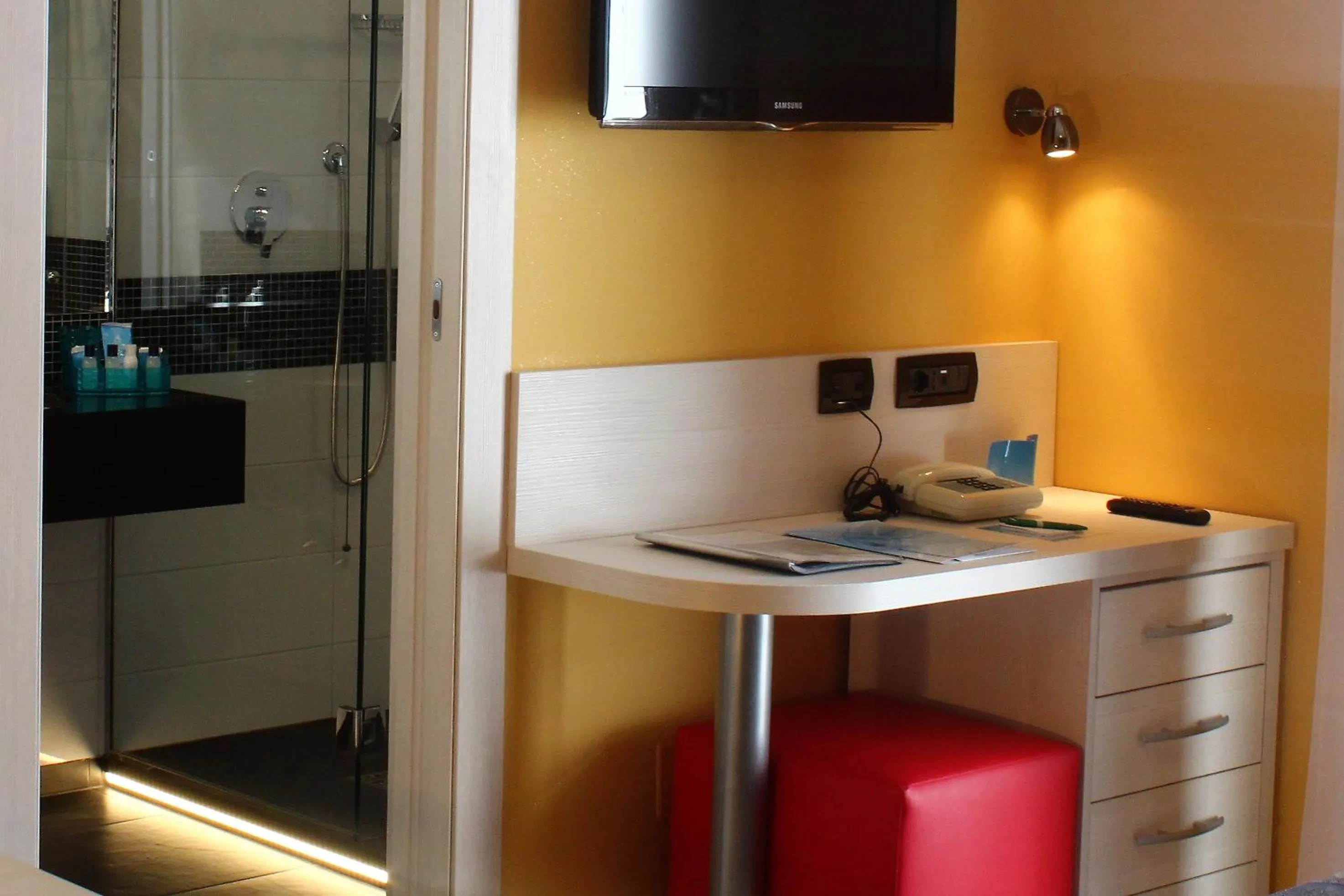 Bedroom in Hotel Eco Del Mare