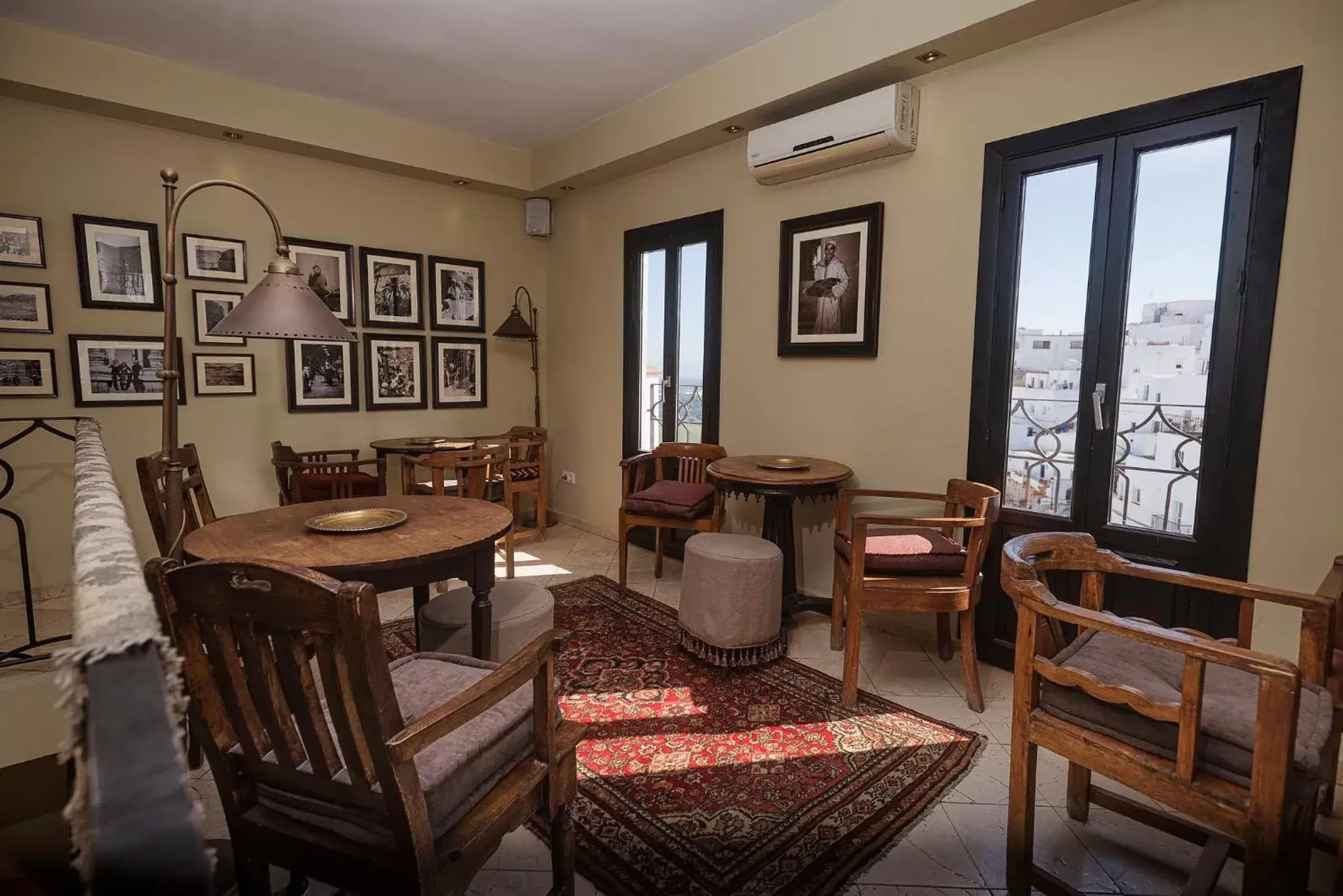 Area and facilities, Lounge/Bar in Hotel La Casa del Califa