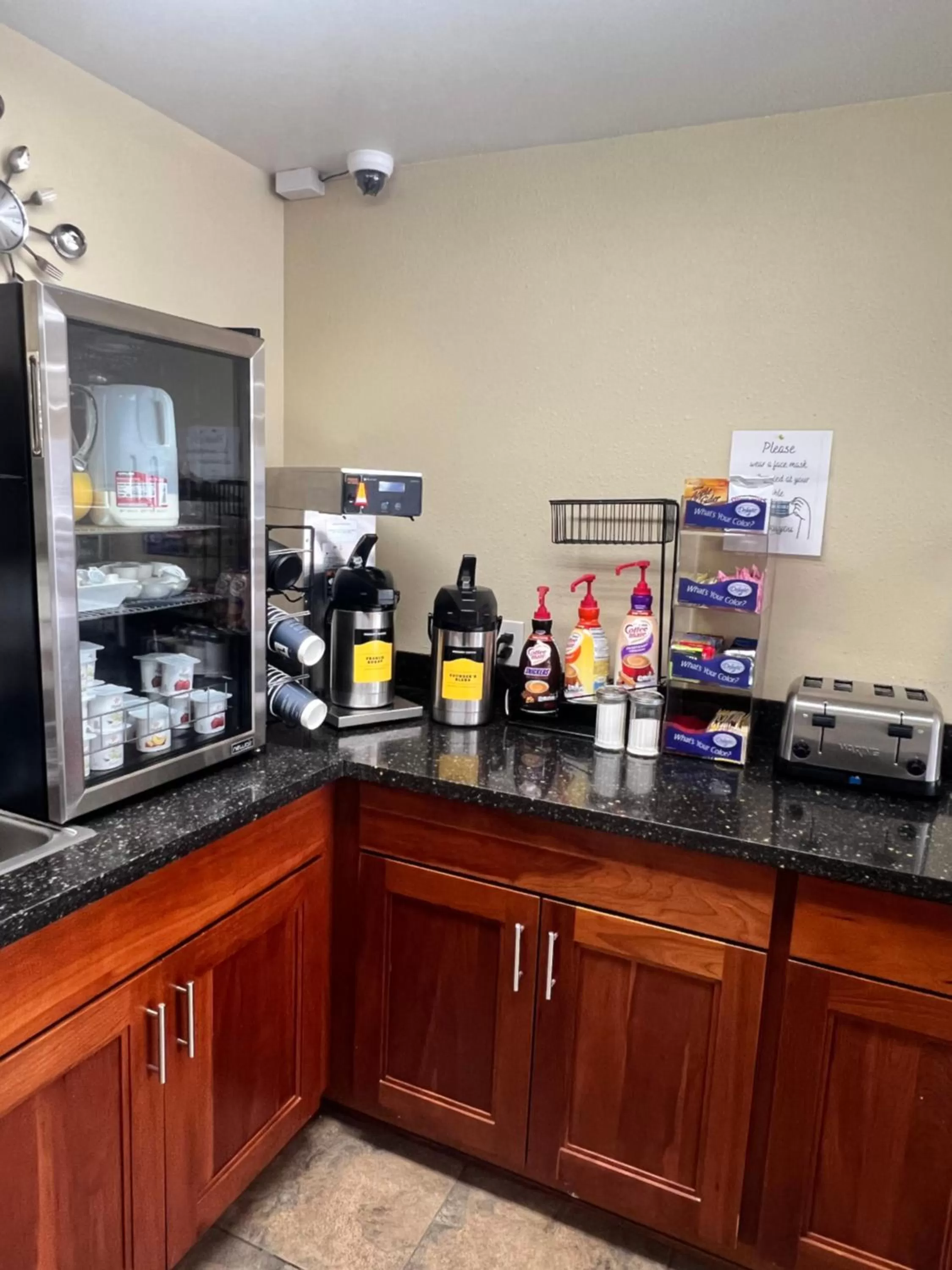 Continental breakfast in GuestHouse Montesano