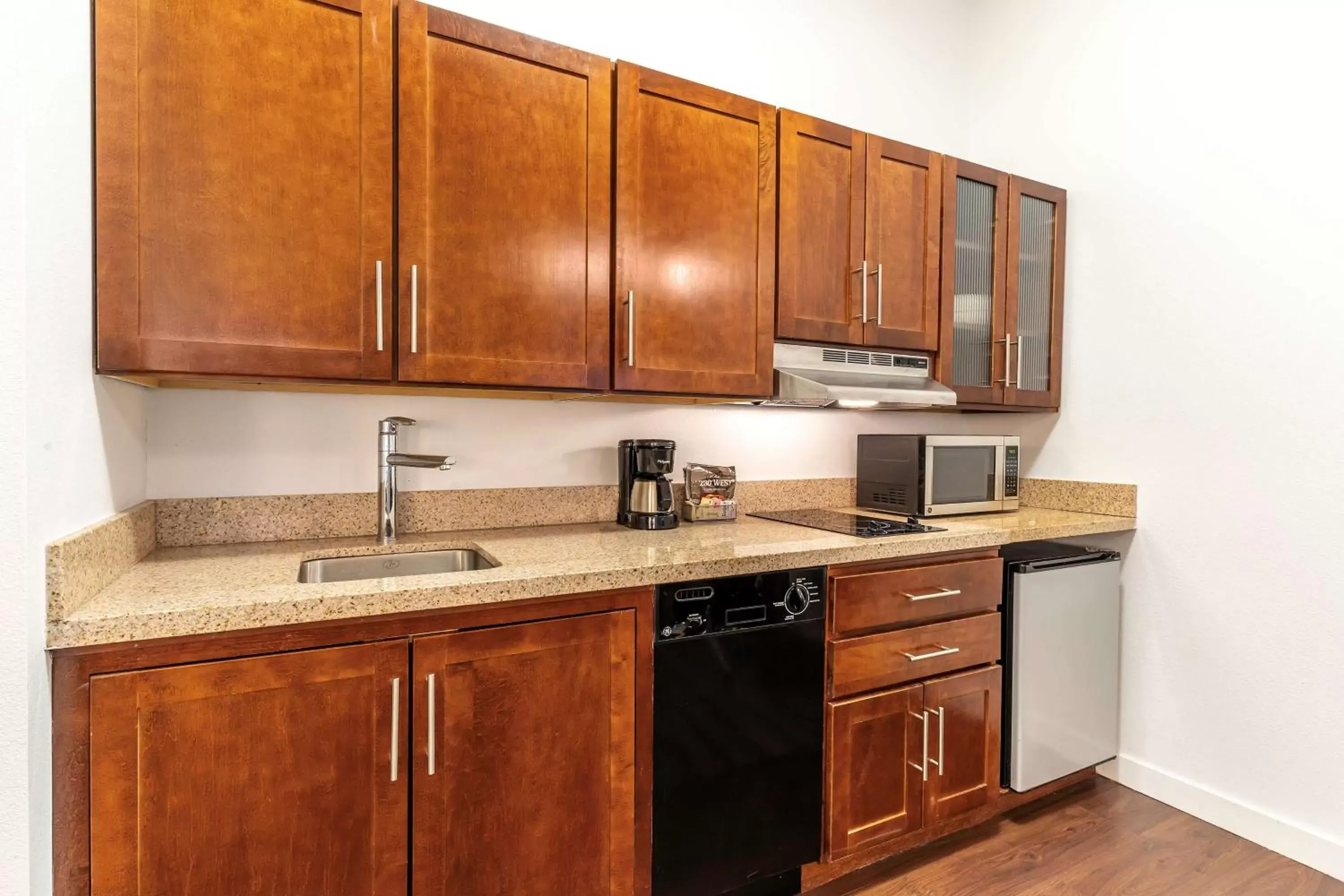 Photo of the whole room, Kitchen/Kitchenette in Hyatt House Richmond - Short Pump