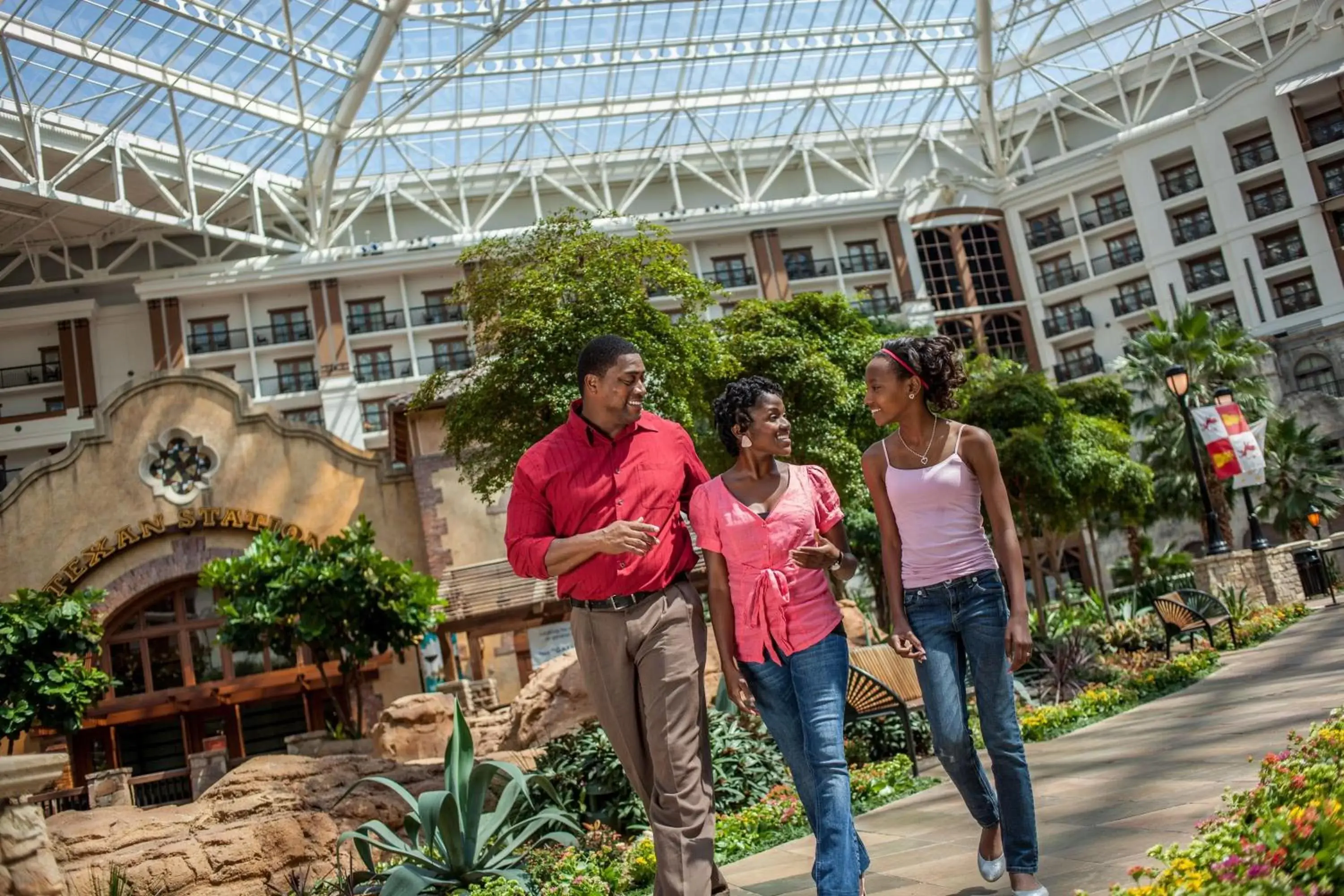 Lobby or reception in Gaylord Texan Resort and Convention Center