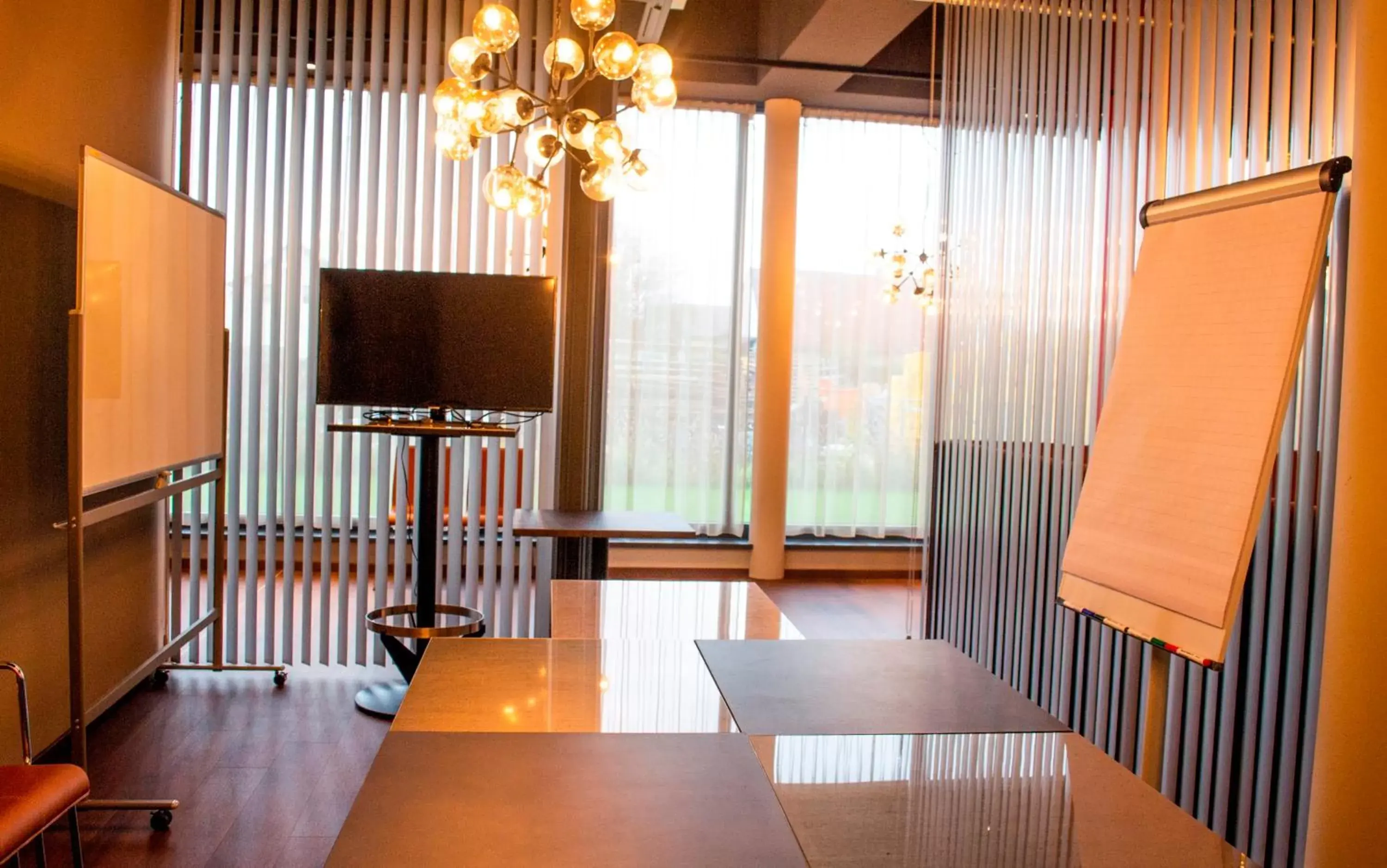 Meeting/conference room, TV/Entertainment Center in Amedia Express Graz Airport, Trademark Collection by Wyndham