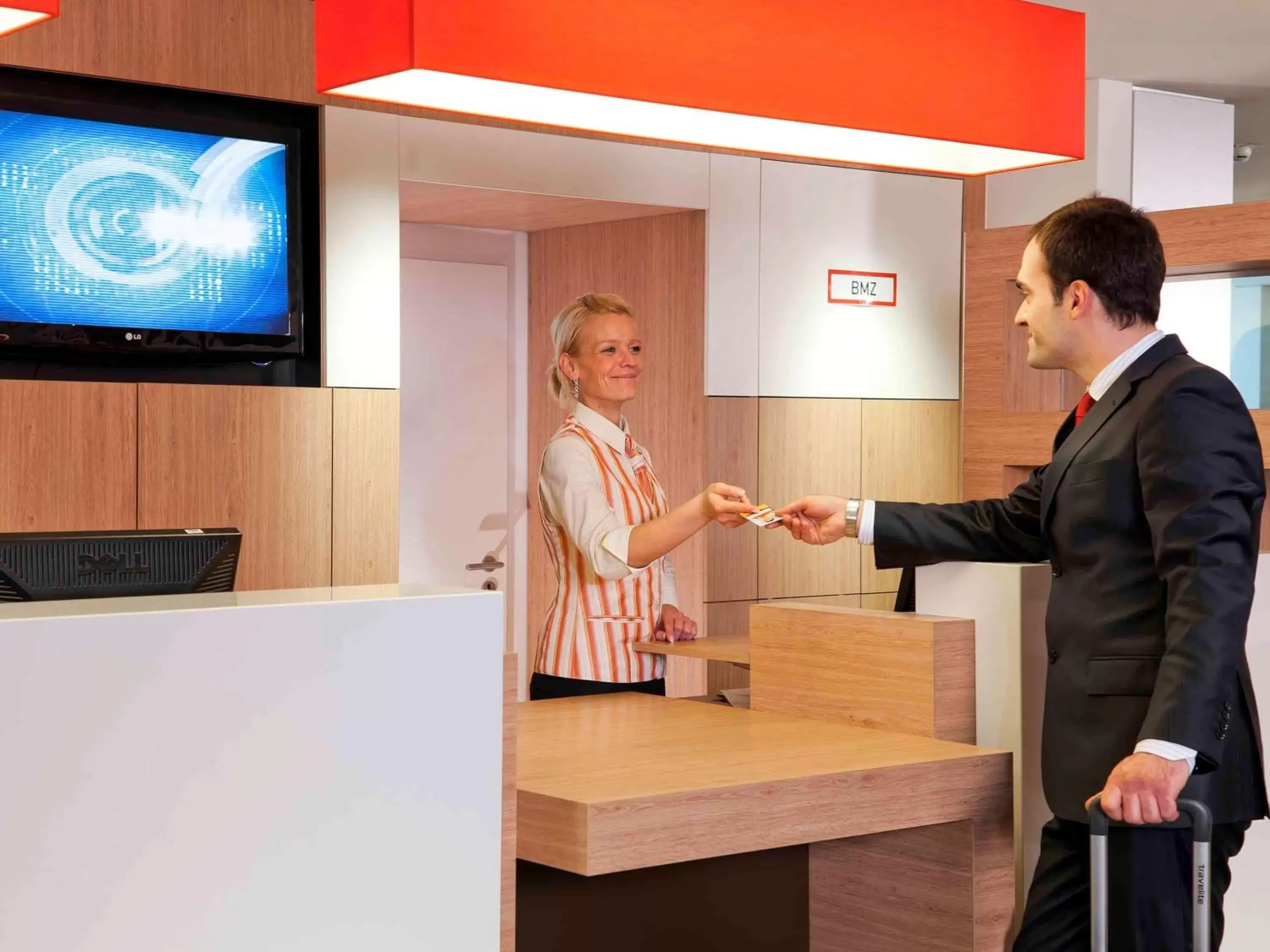 Property building in ibis Augsburg Hauptbahnhof Property building in ibis Augsburg Hauptbahnhof