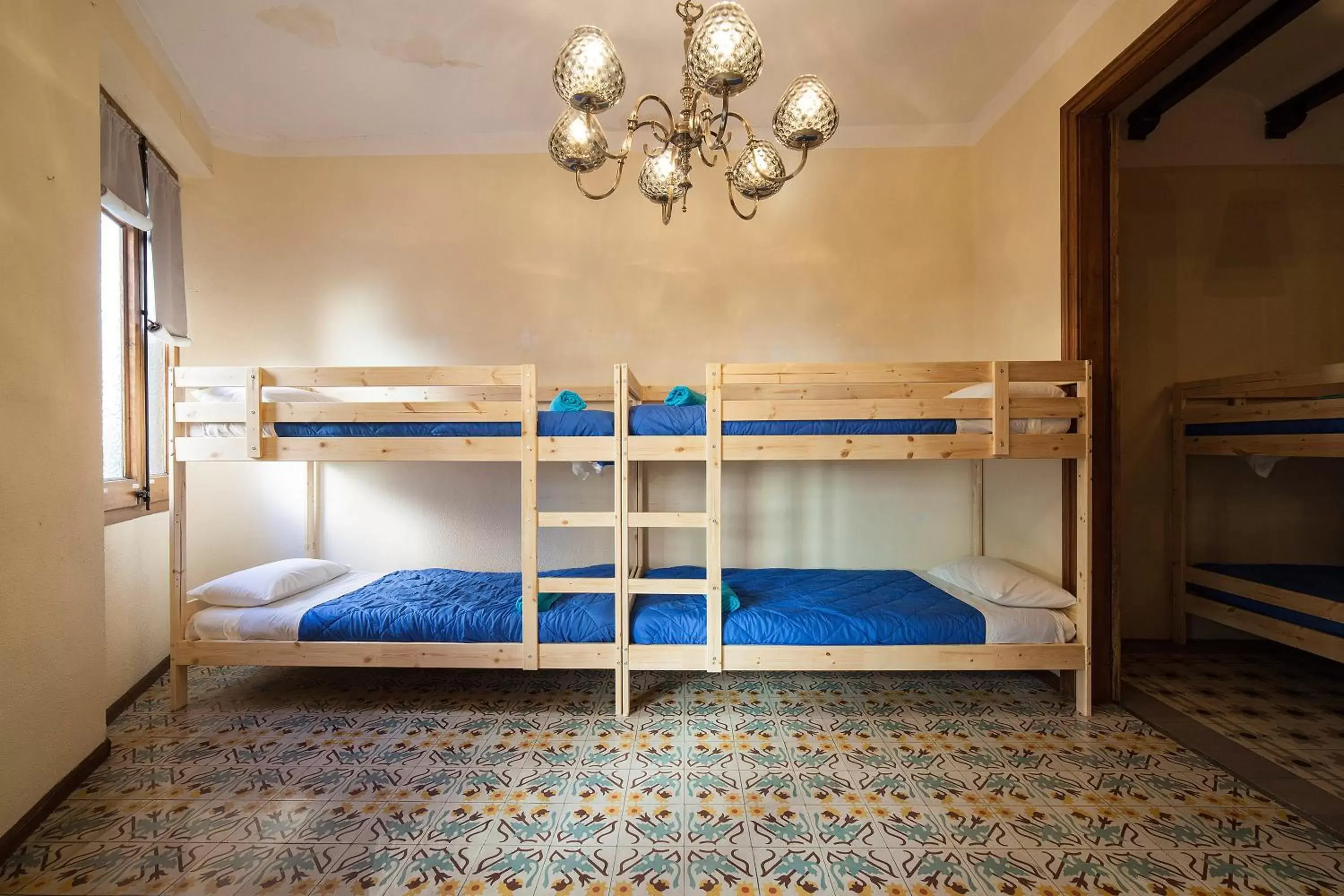 Bunk Bed in Bed in Girona