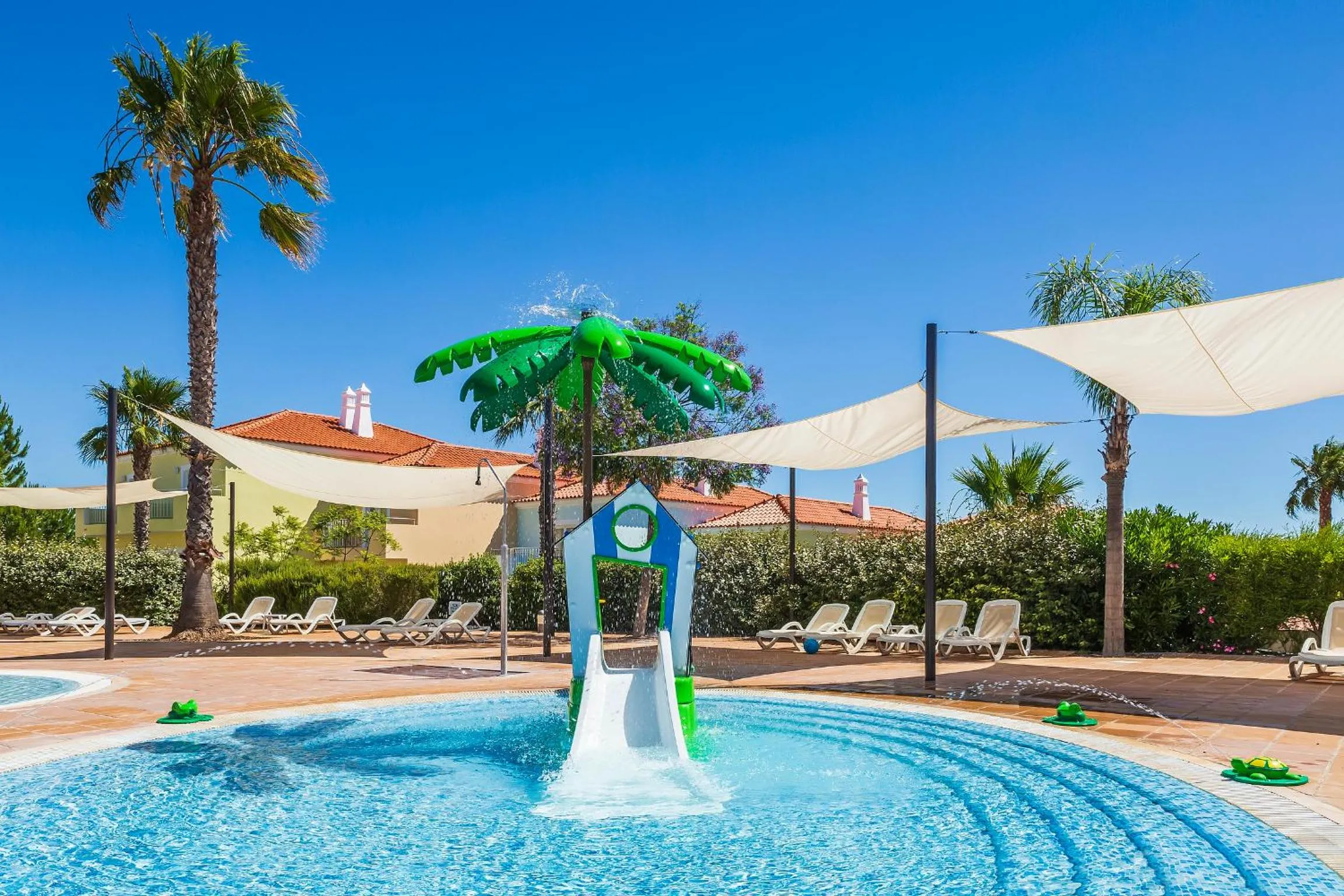 Eden Villas & Apartments