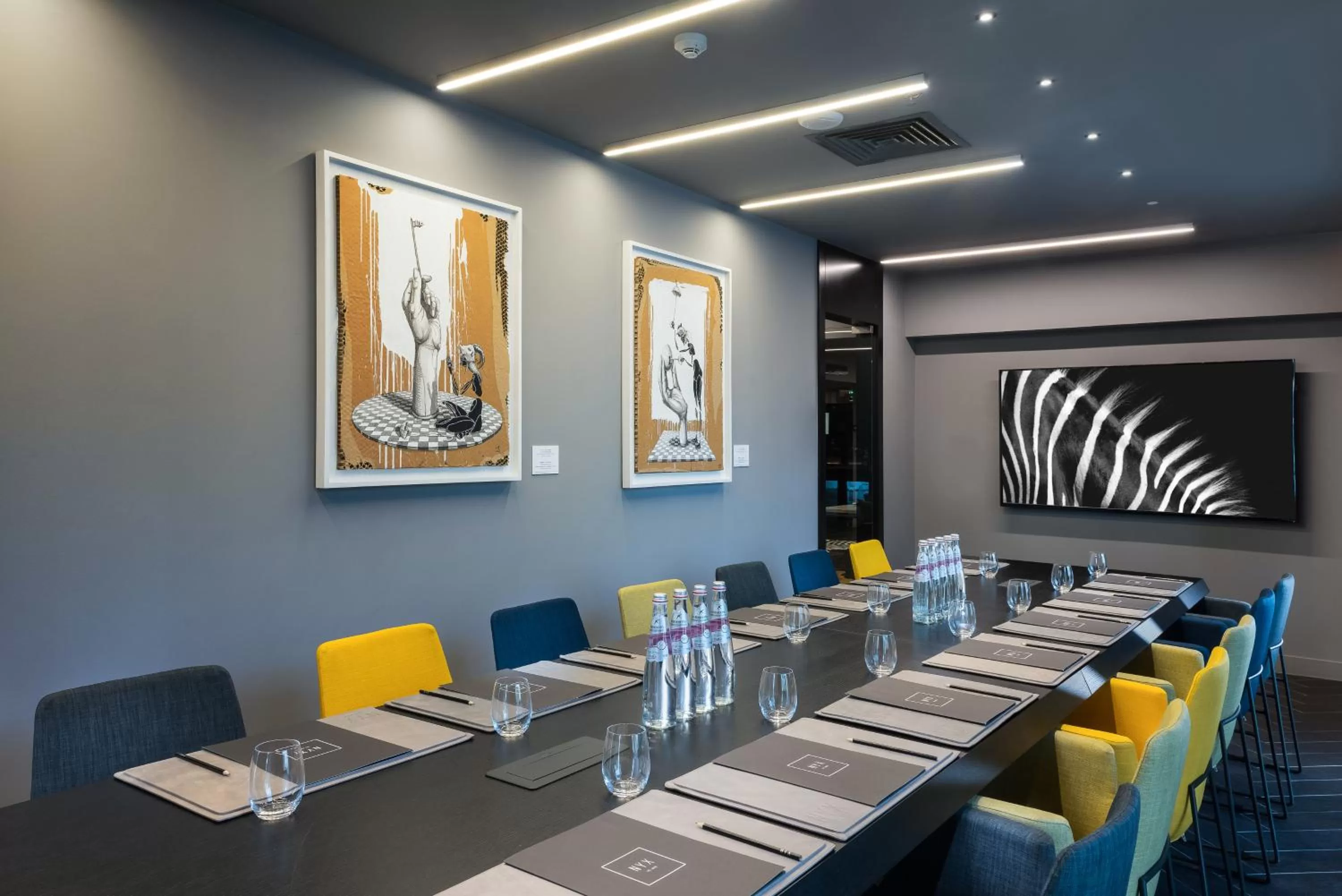 Meeting/conference room in NYX Tel Aviv