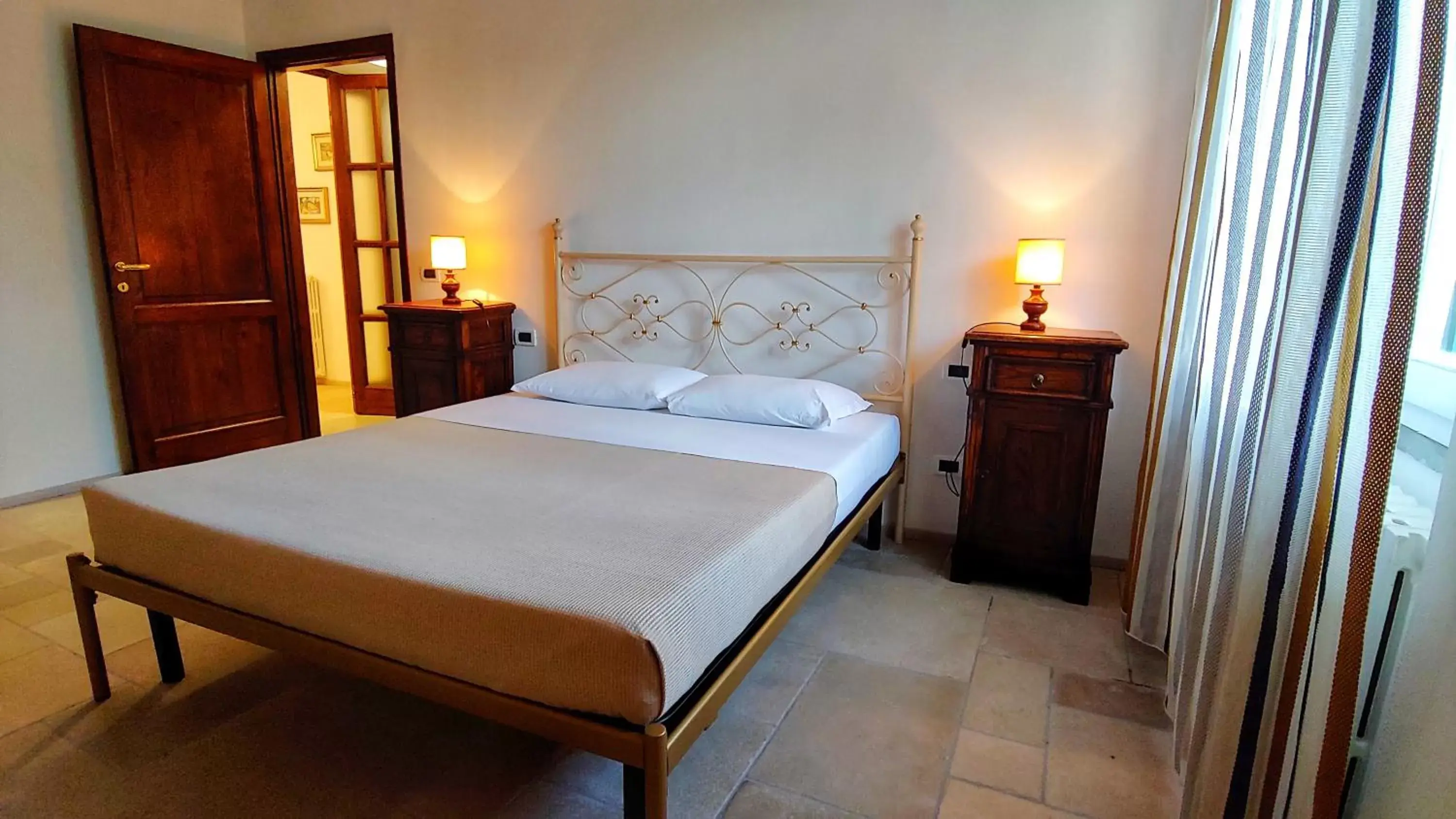 Photo of the whole room, Bed in Torrebianca Tuscany