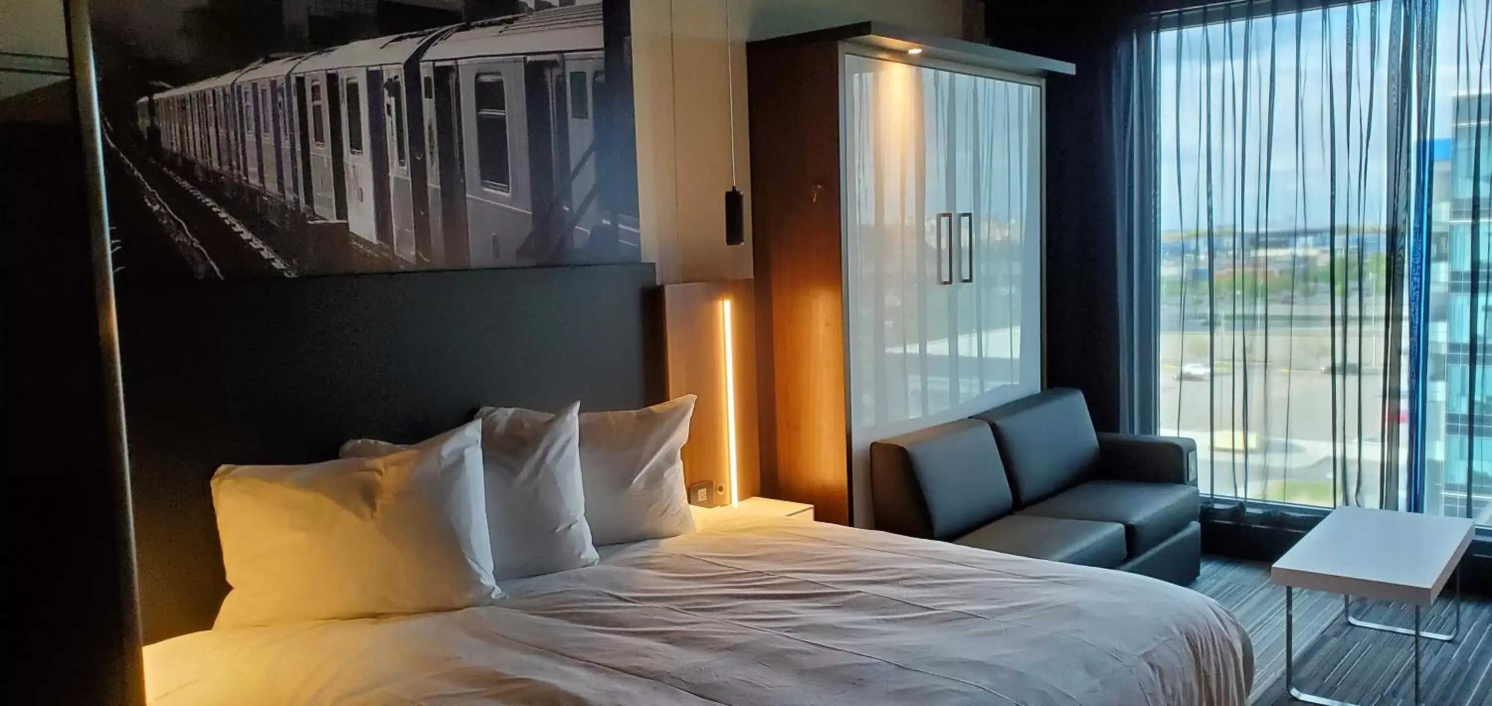 Bedroom, Bed in Grand Times Hotel Laval - Centropolis