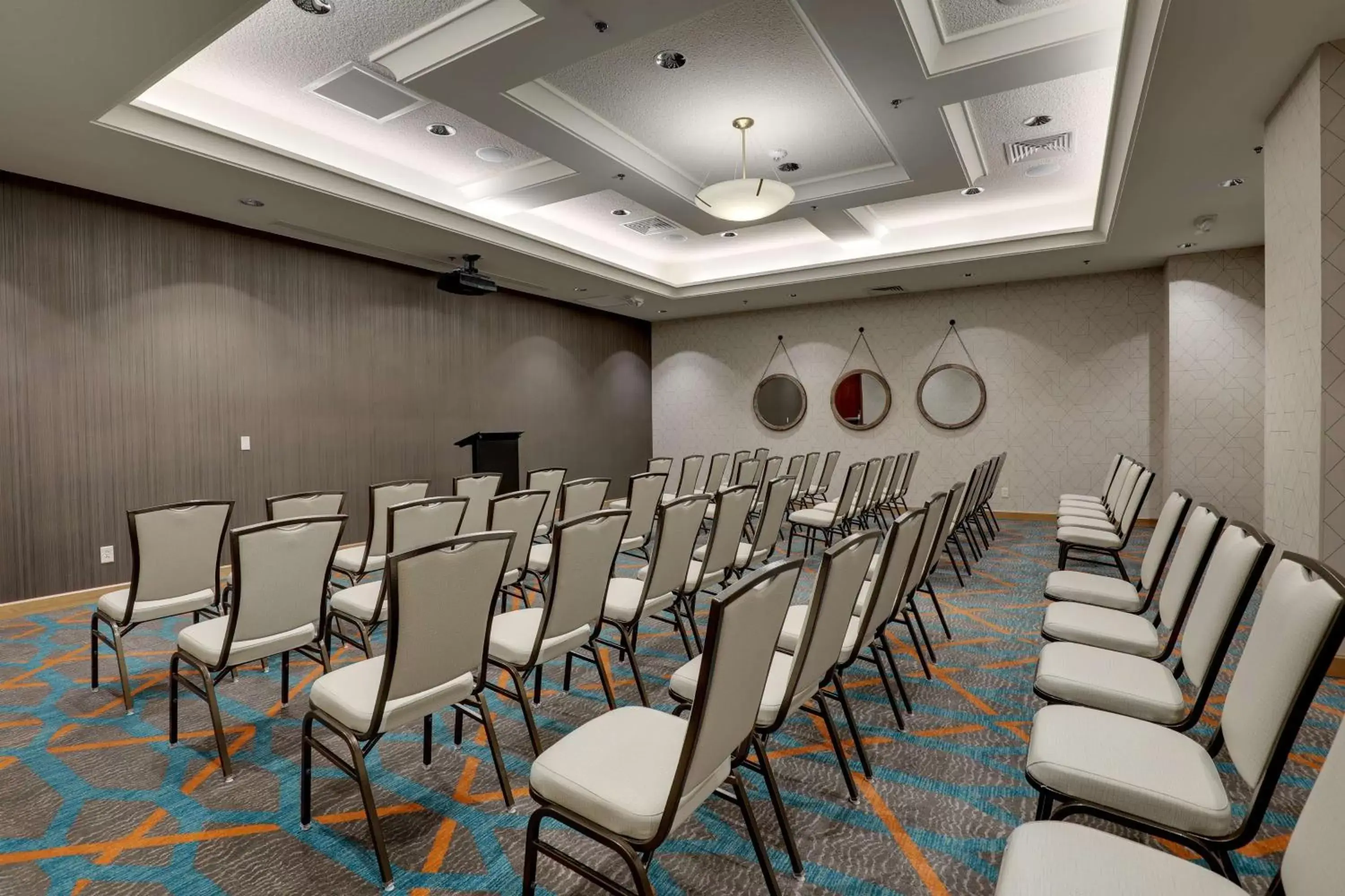 Meeting/conference room in Drury Plaza Hotel Nashville Downtown