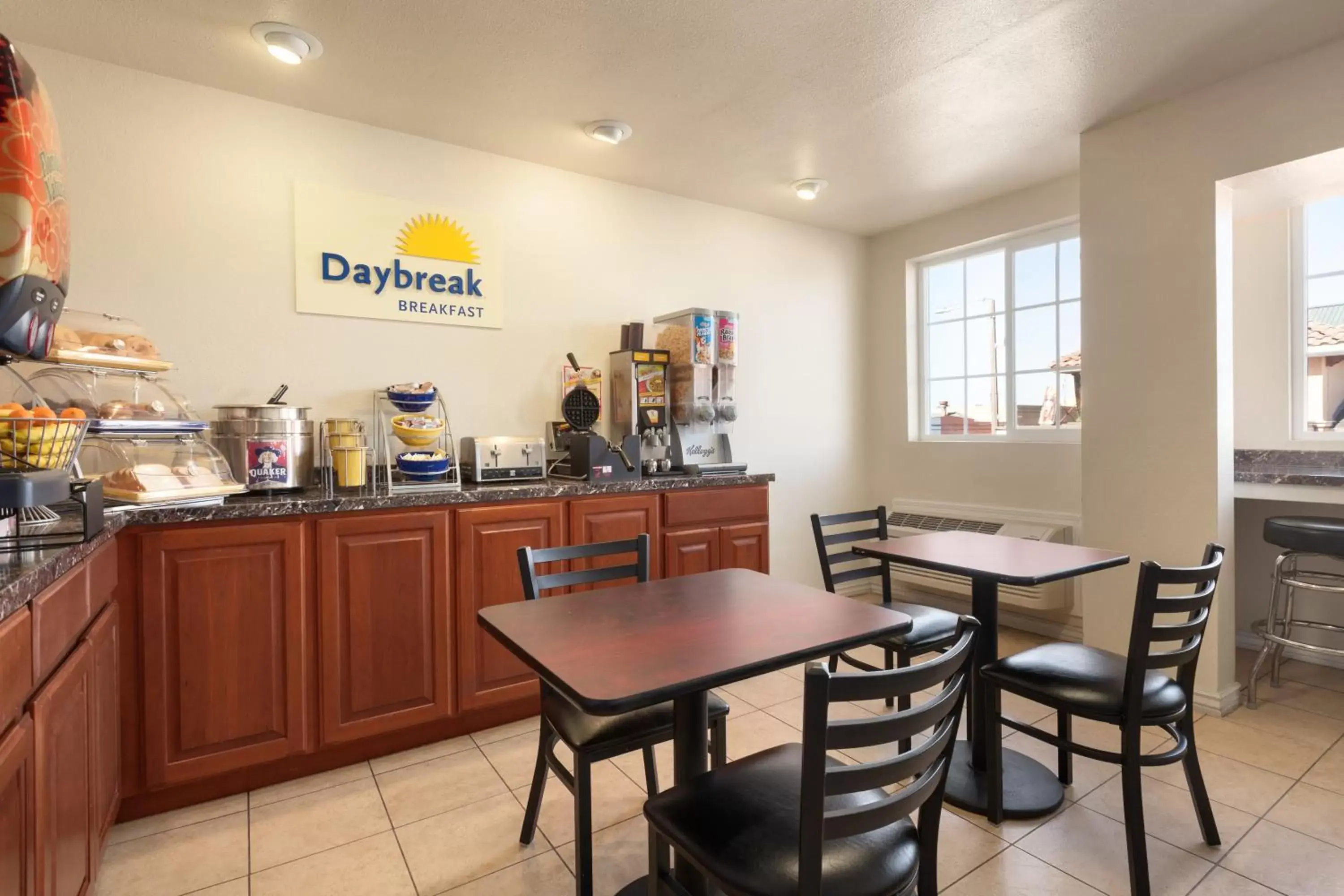 Continental breakfast, Restaurant/Places to Eat in Days Inn by Wyndham Eureka CA