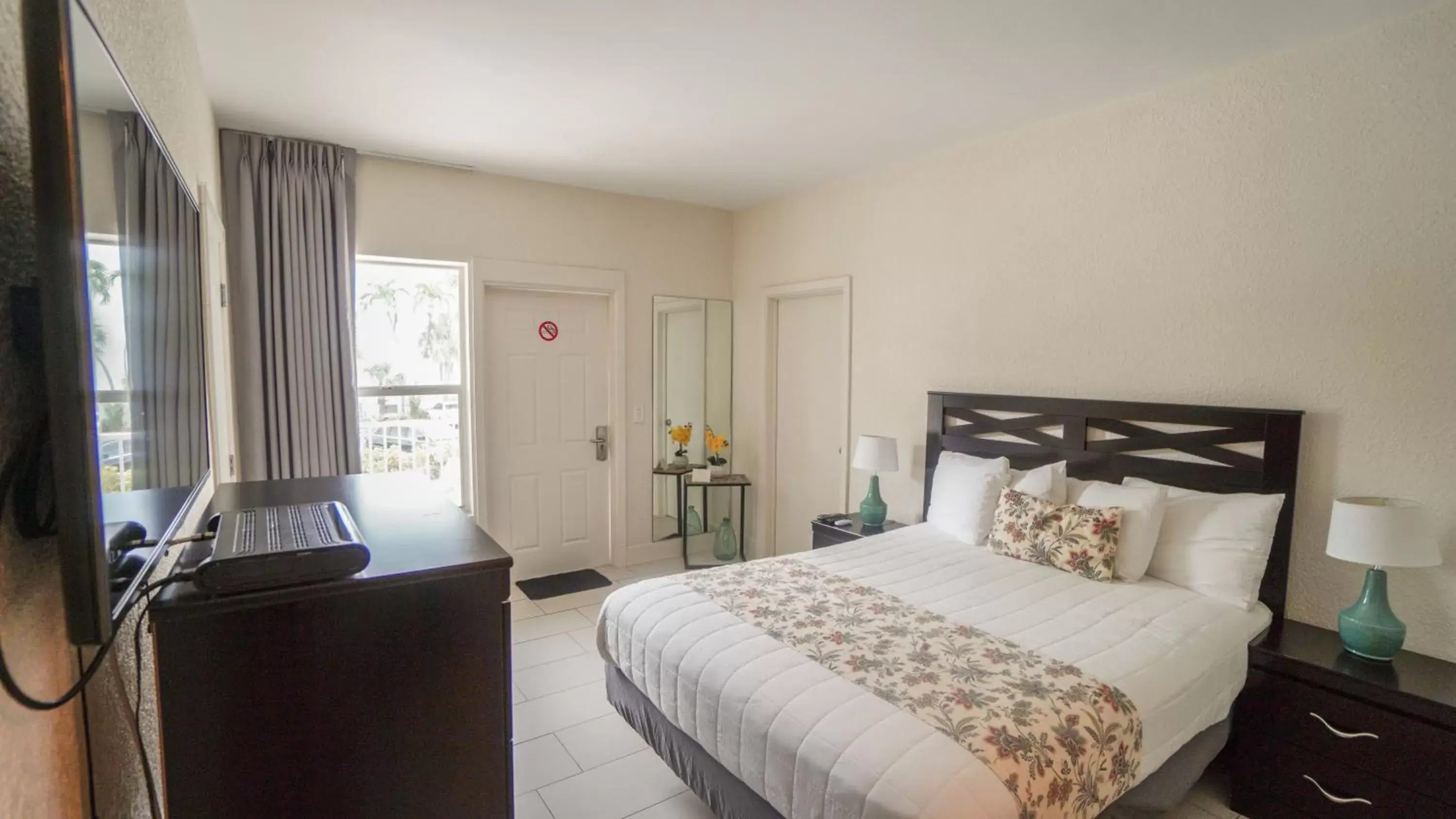 Bed in Soleado Hotel Bed in Soleado Hotel