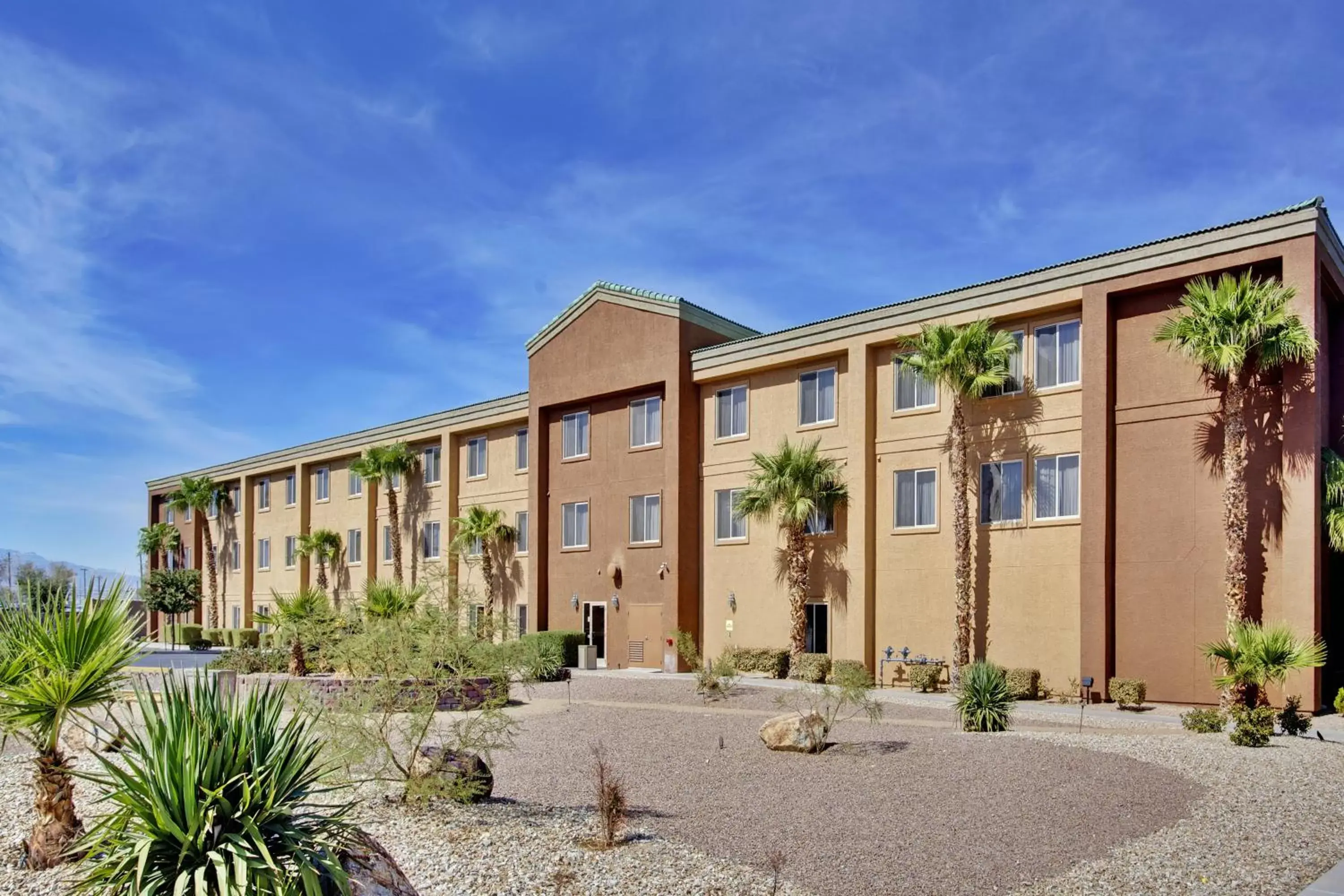 Property building in Holiday Inn Express Las Vegas-Nellis by IHG Property building in Holiday Inn Express Las Vegas-Nellis by IHG