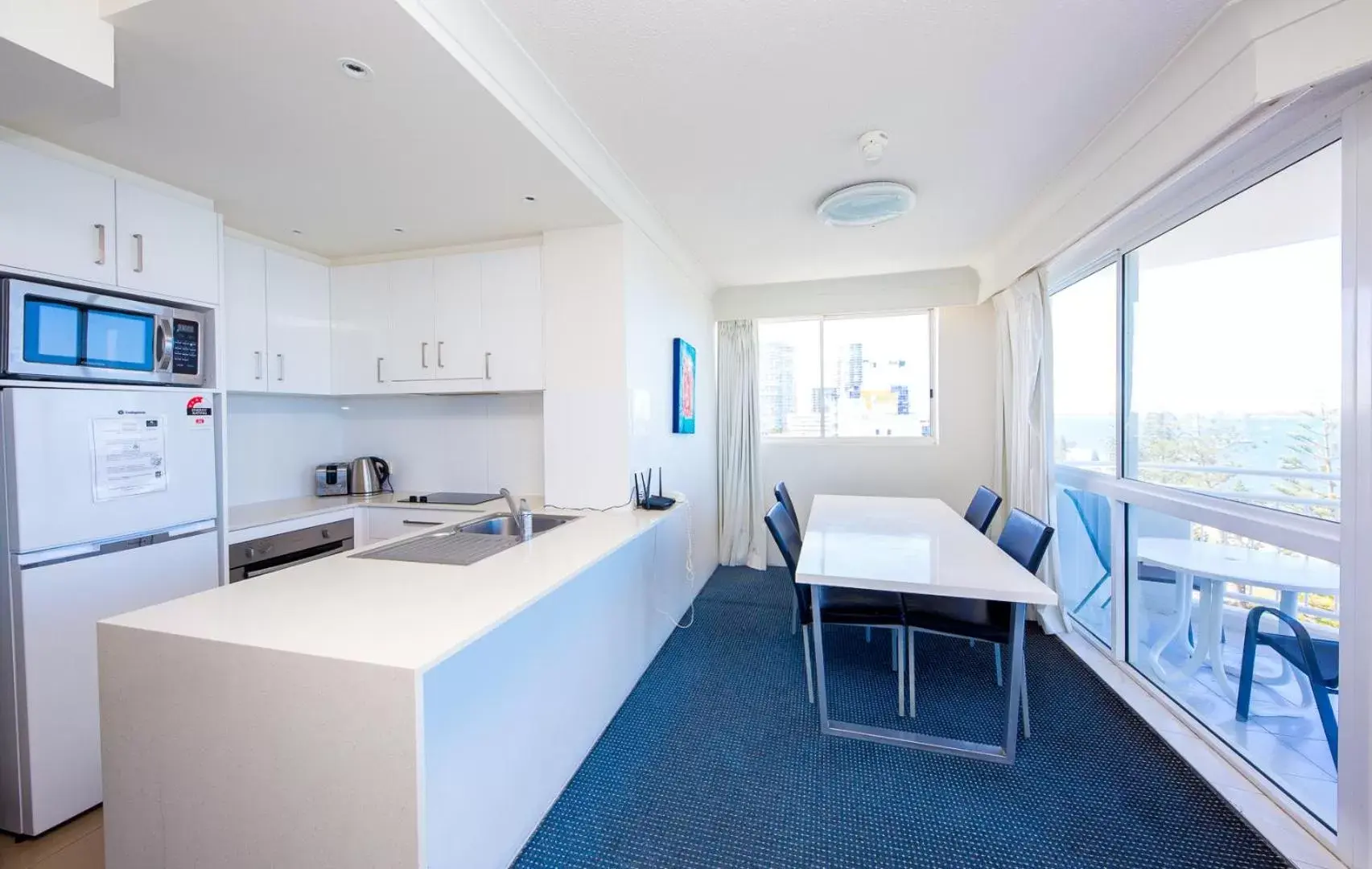 Dining area, Kitchen/Kitchenette in The Atrium Resort